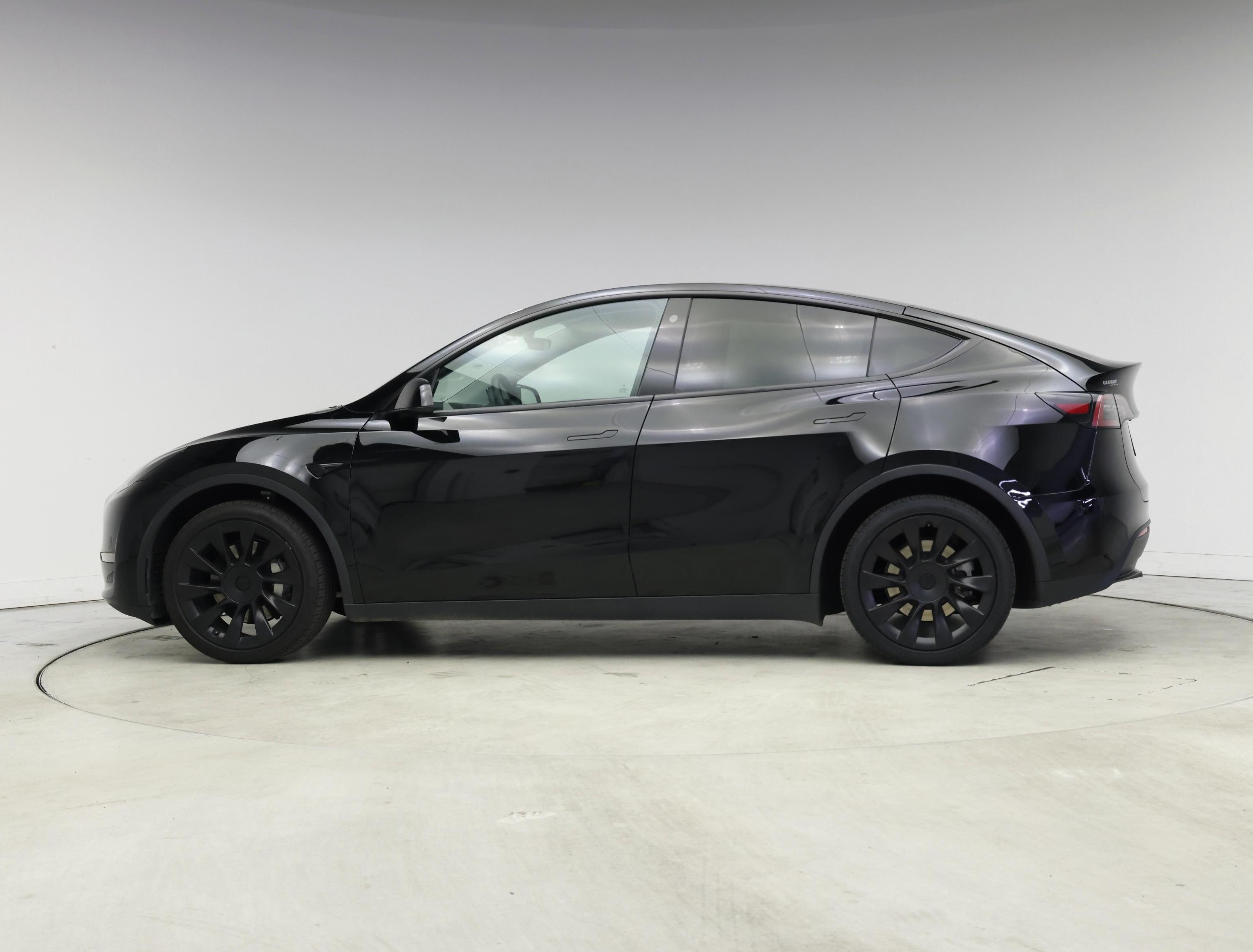 Thumbnail: 2023 Tesla Model Y - 3