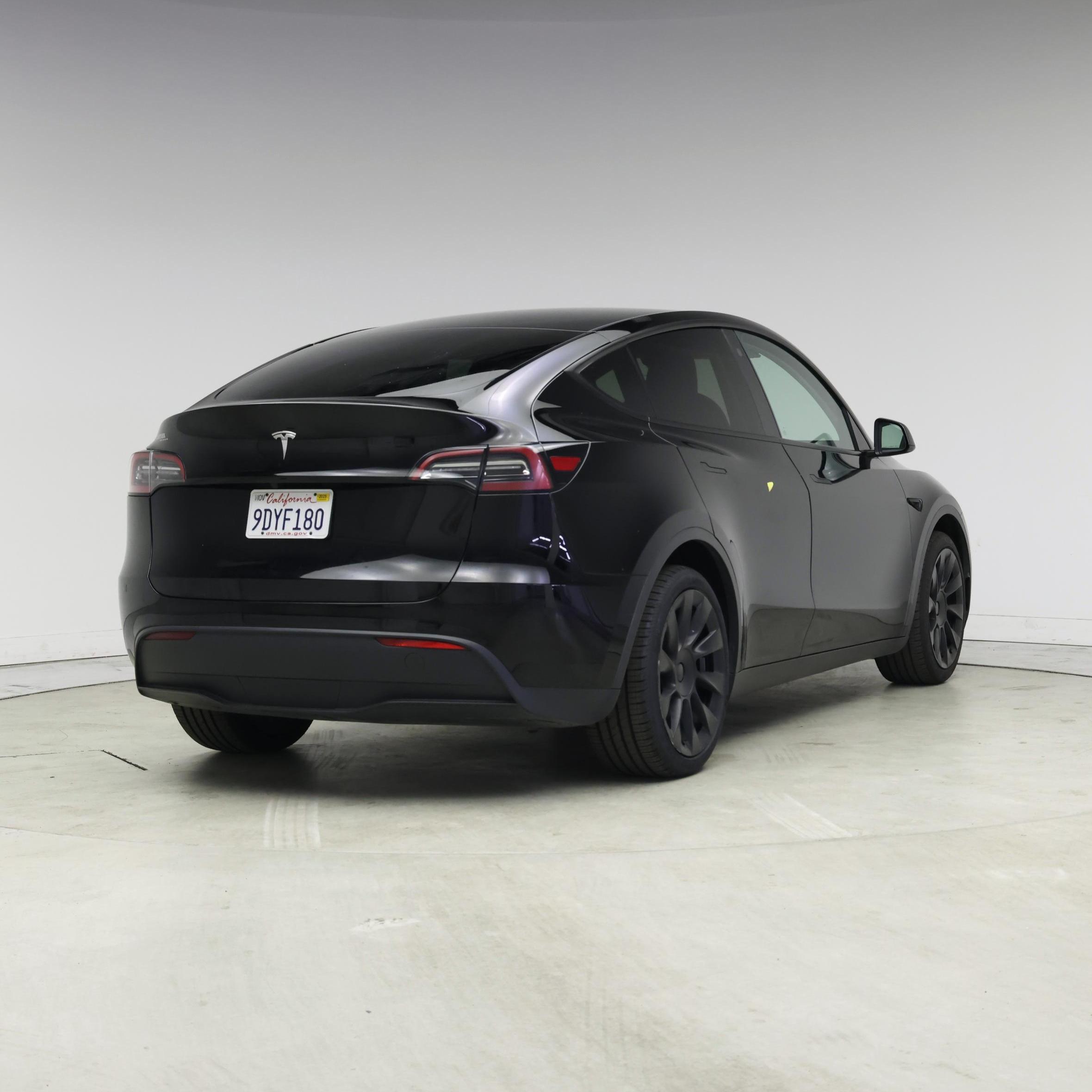 Thumbnail: 2023 Tesla Model Y - 8