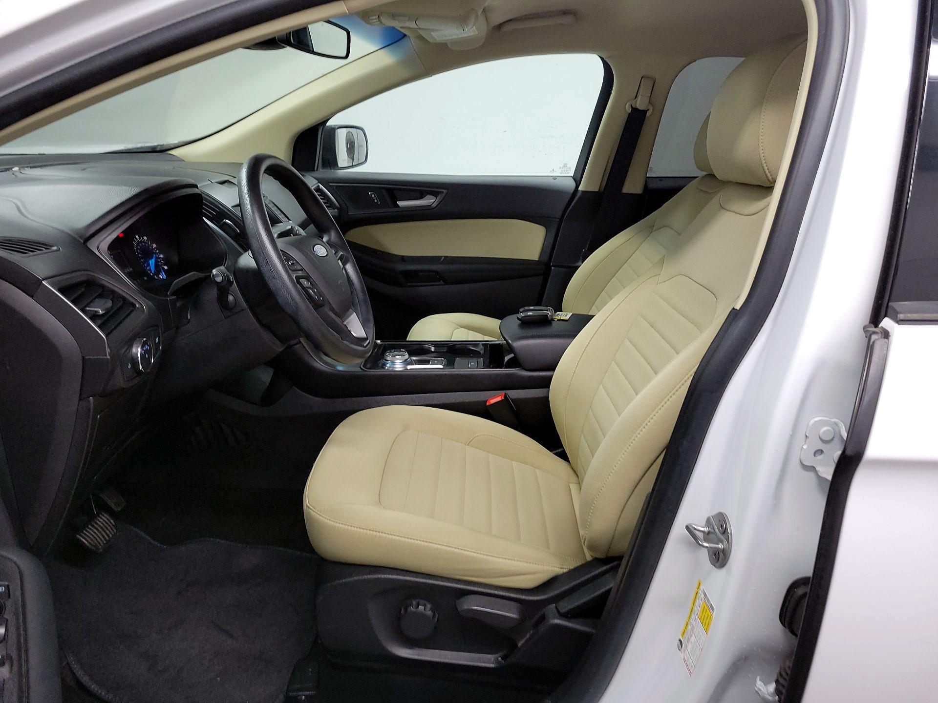 Thumbnail: 2019 Ford Edge - 11