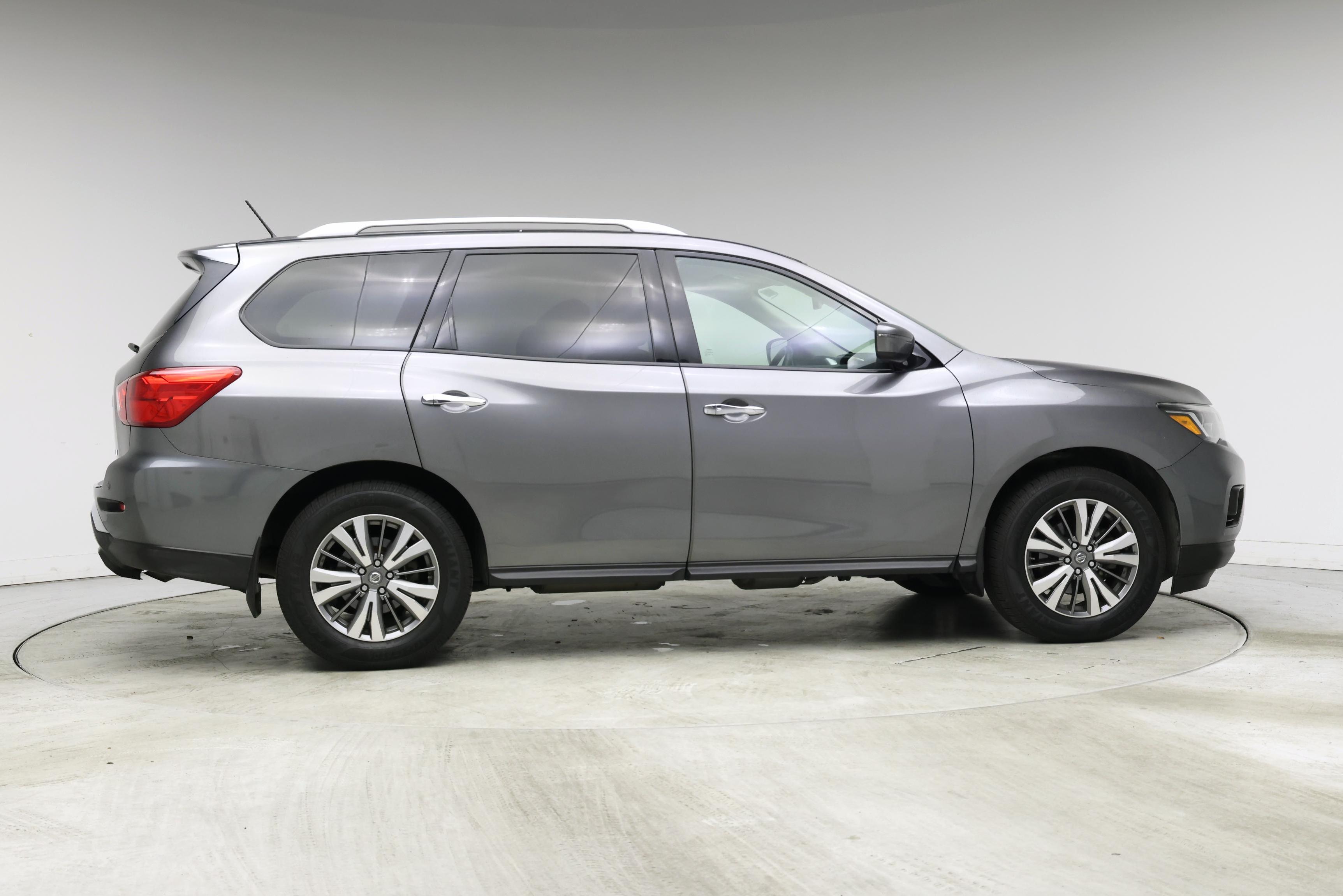 Thumbnail: 2018 Nissan Pathfinder - 7