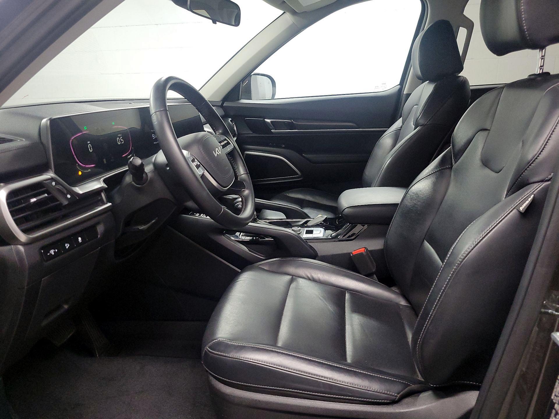 Thumbnail: 2023 Kia Telluride - 11