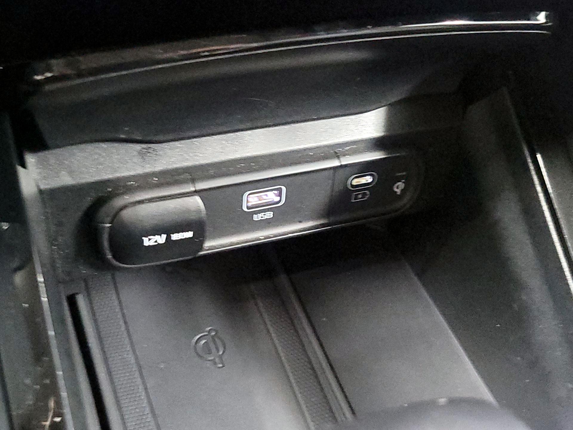 Thumbnail: 2023 Kia Telluride - 17