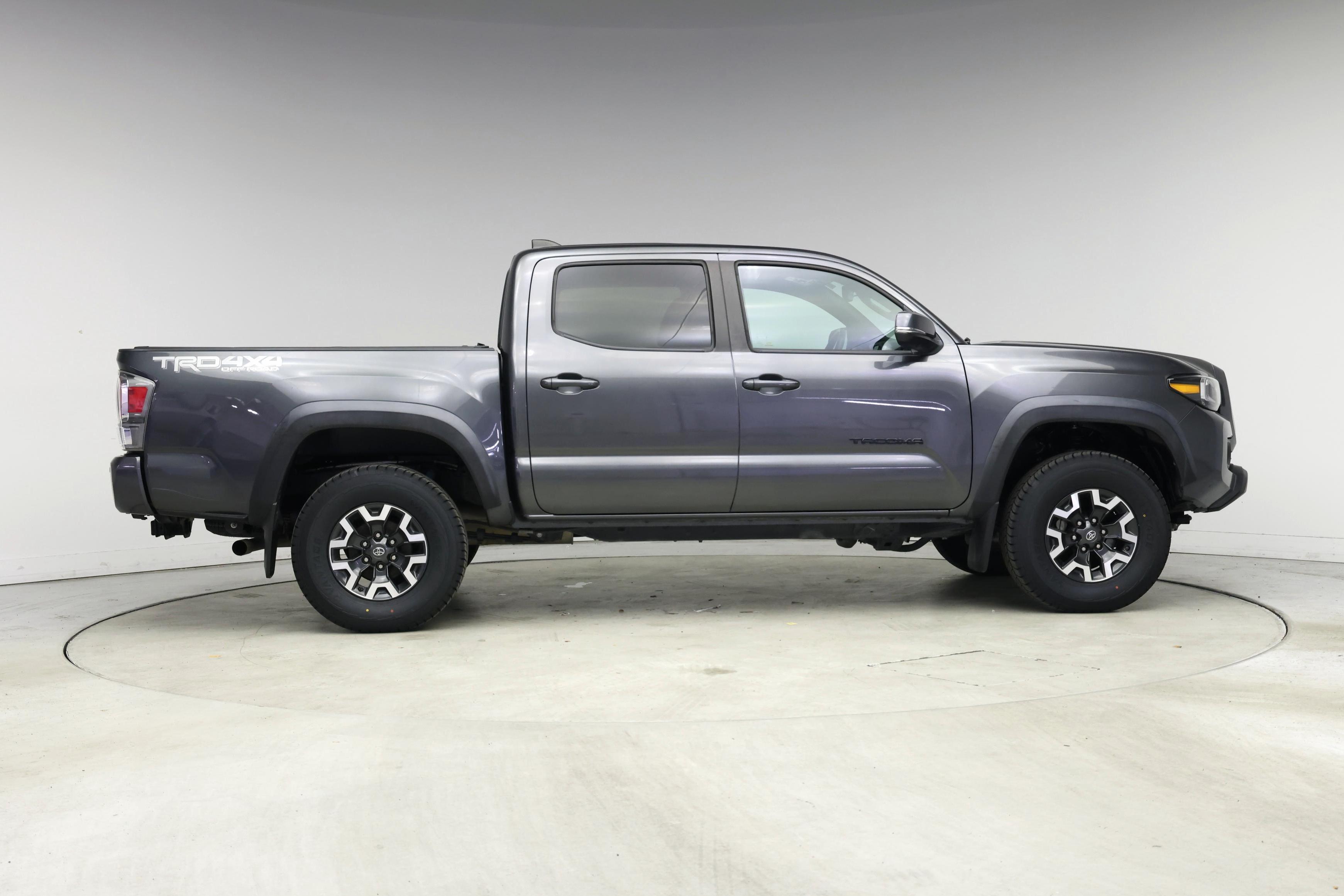 Thumbnail: 2020 Toyota Tacoma - 7