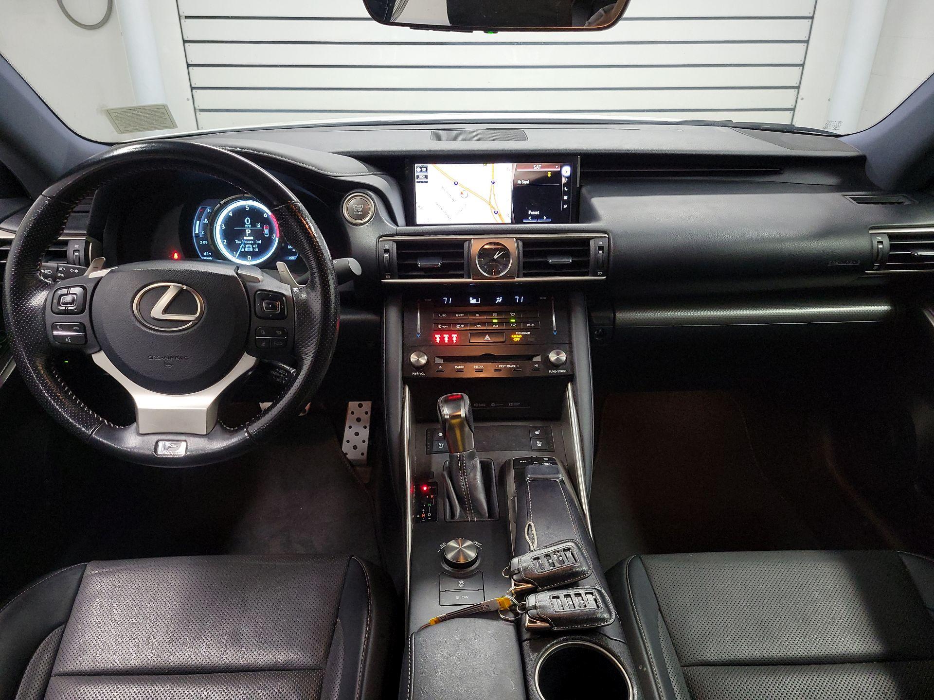 Thumbnail: 2017 Lexus IS - 9