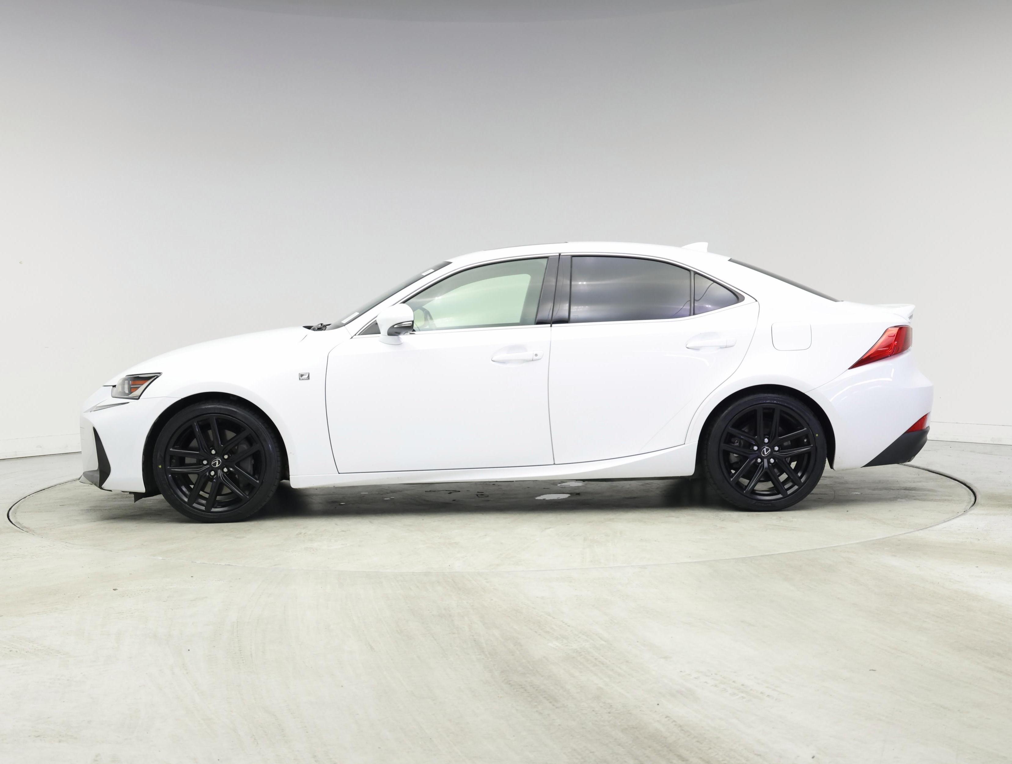 Thumbnail: 2017 Lexus IS - 3