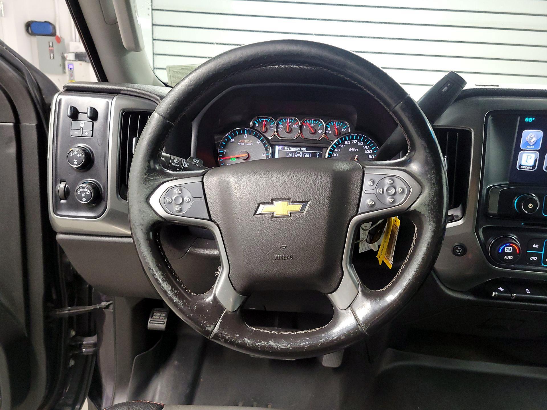 Thumbnail: 2015 Chevrolet Silverado 2500 - 10