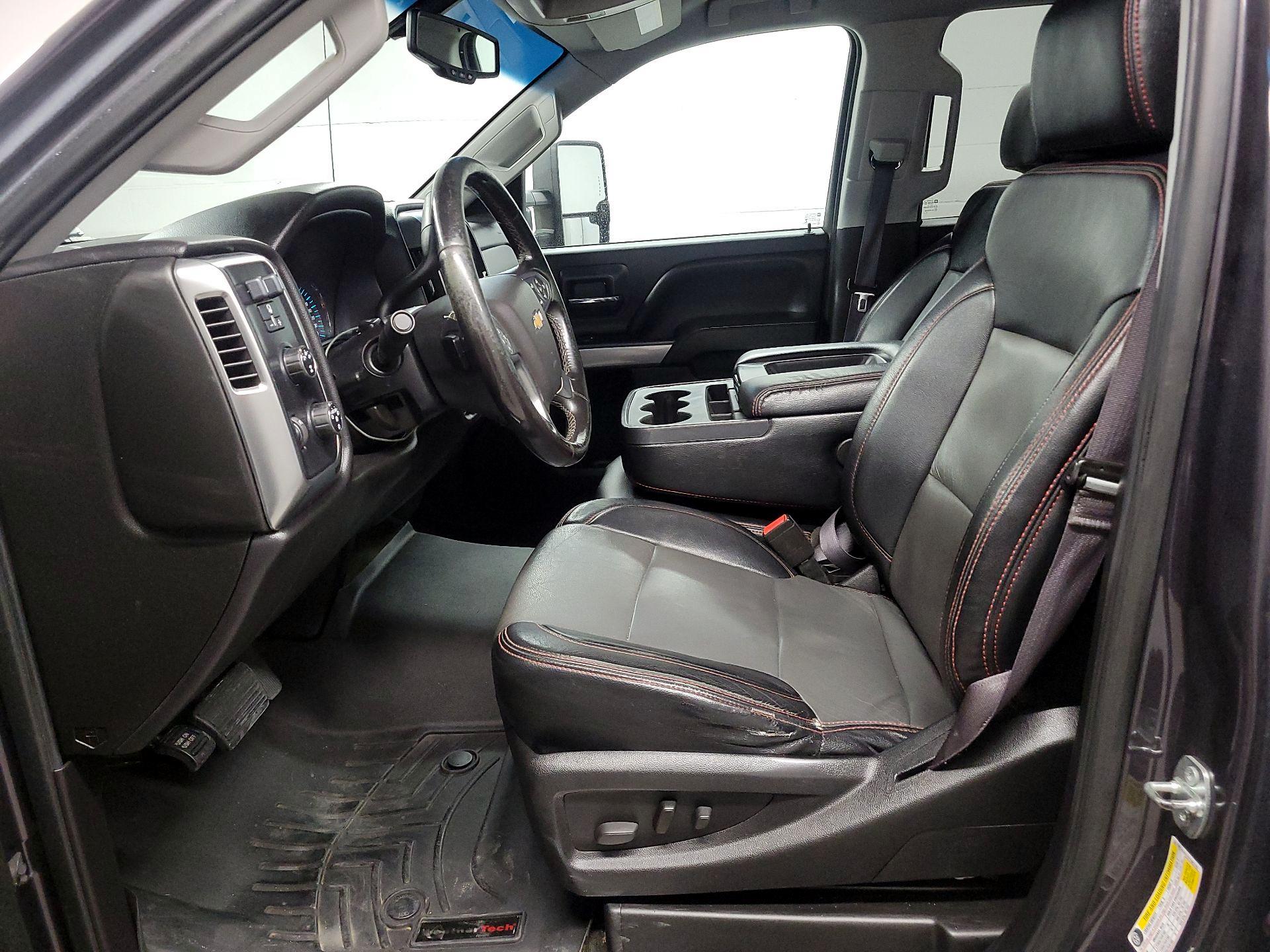 Thumbnail: 2015 Chevrolet Silverado 2500 - 11