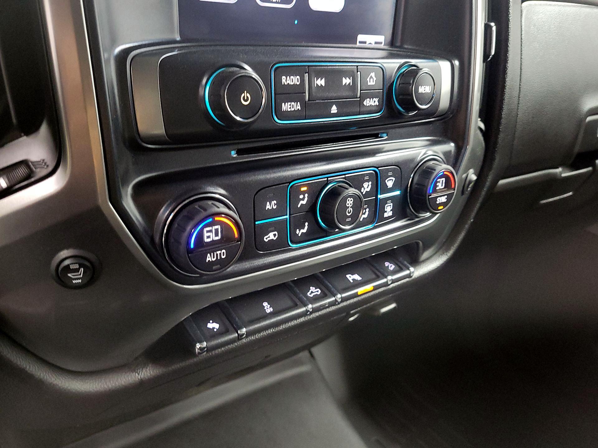 Thumbnail: 2015 Chevrolet Silverado 2500 - 15