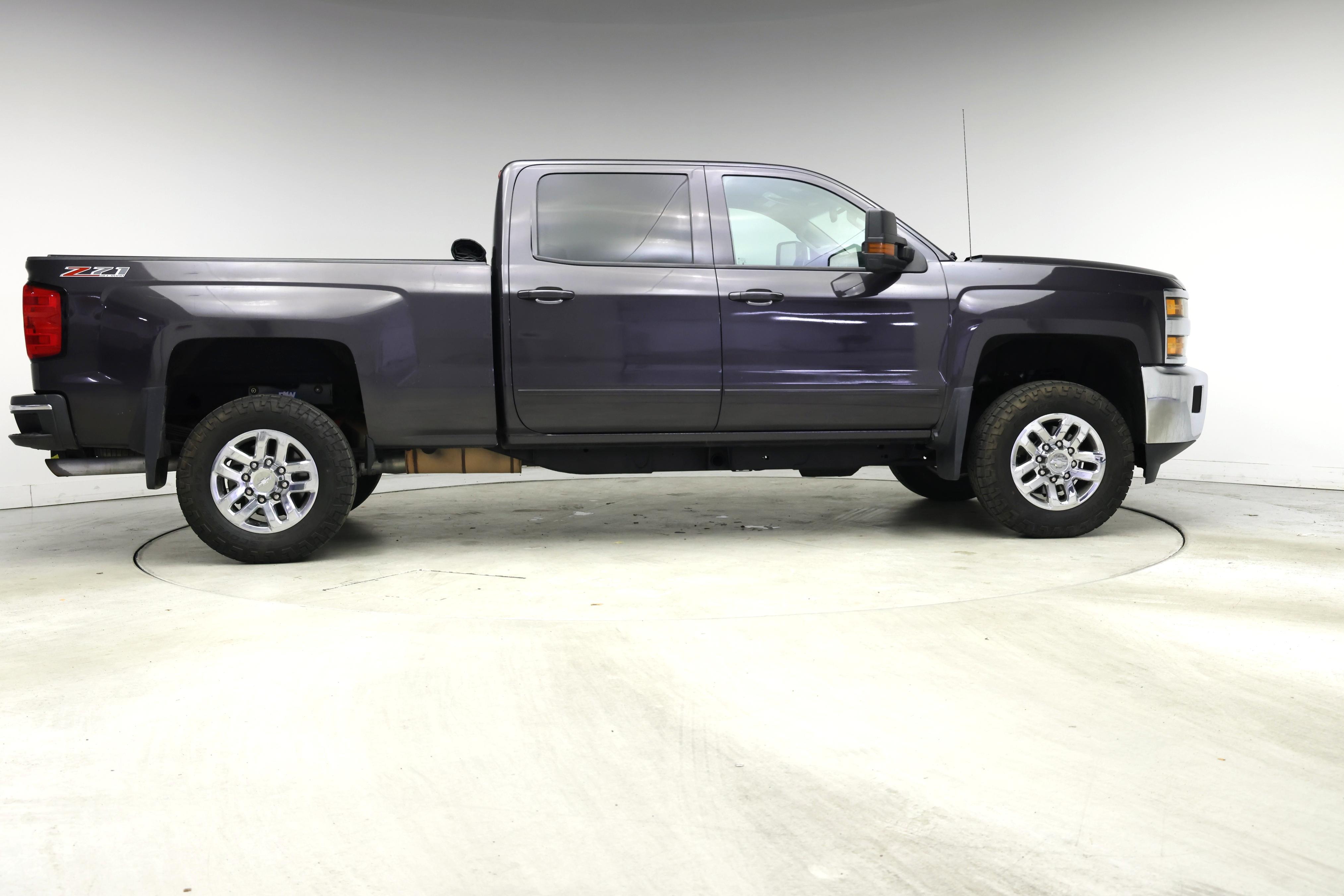 Thumbnail: 2015 Chevrolet Silverado 2500 - 7