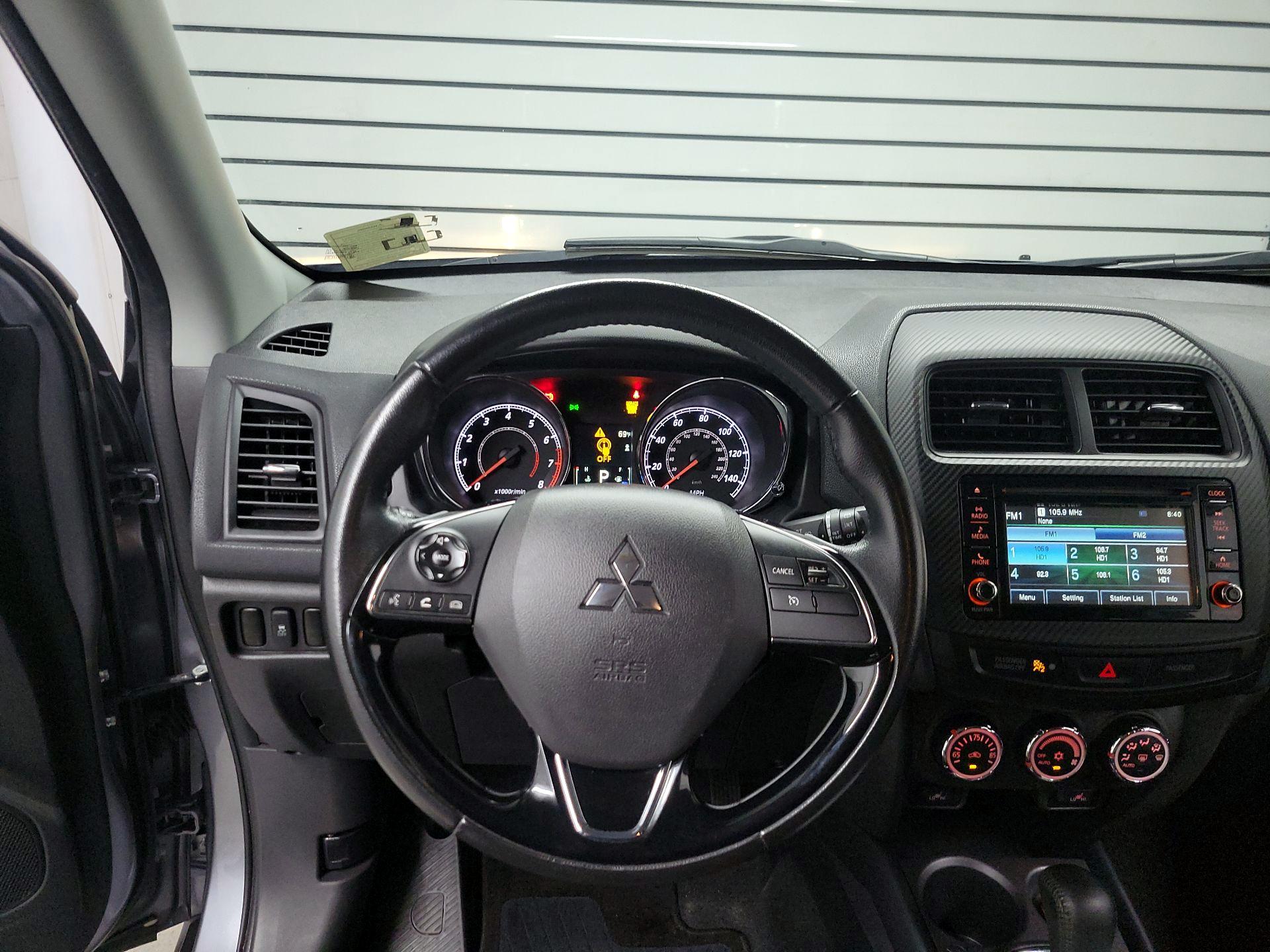 Thumbnail: 2017 Mitsubishi Outlander Sport - 10