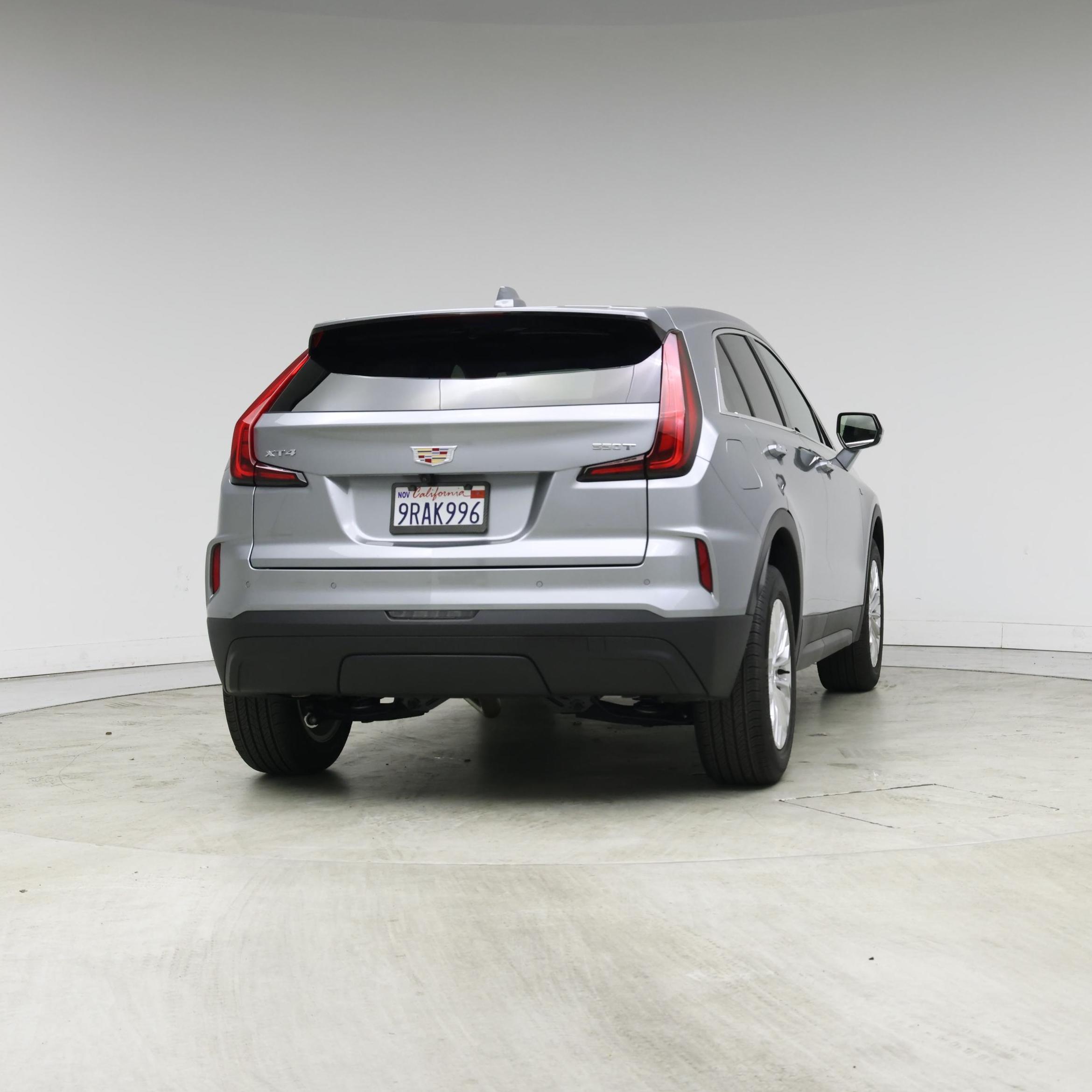 Thumbnail: 2024 Cadillac XT4 - 8