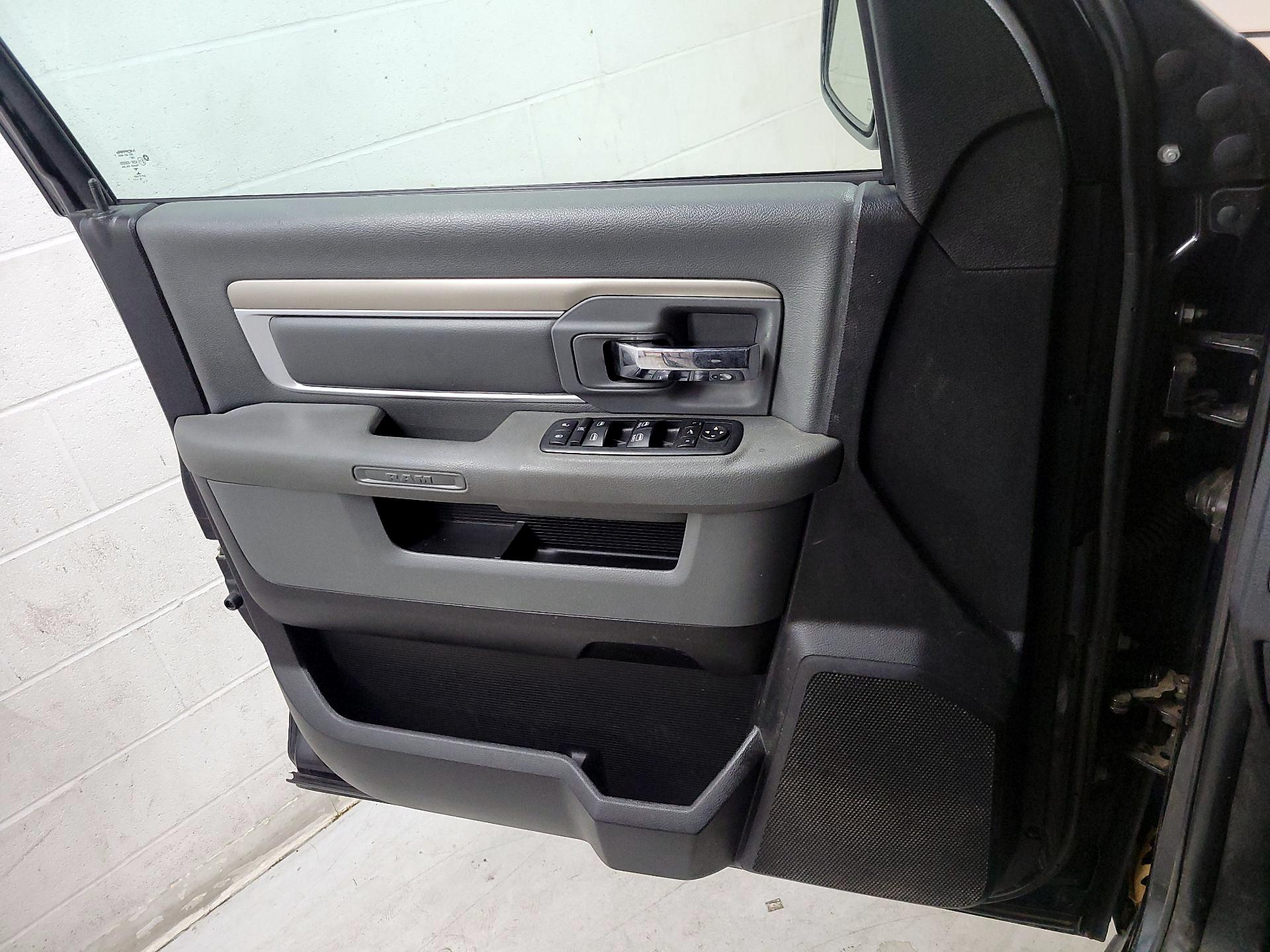 Thumbnail: 2016 RAM 1500 - 10