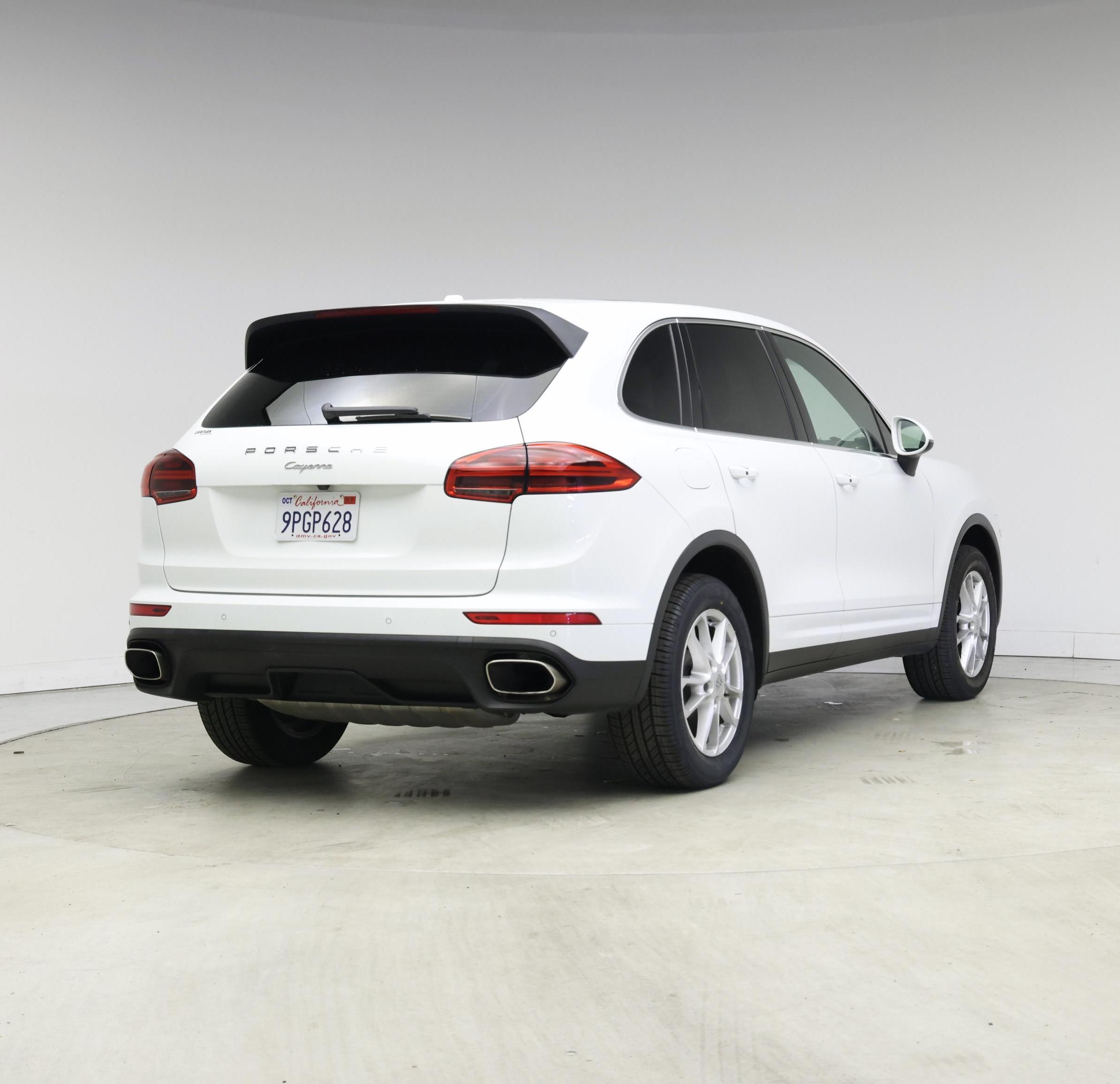 Thumbnail: 2016 Porsche Cayenne - 8