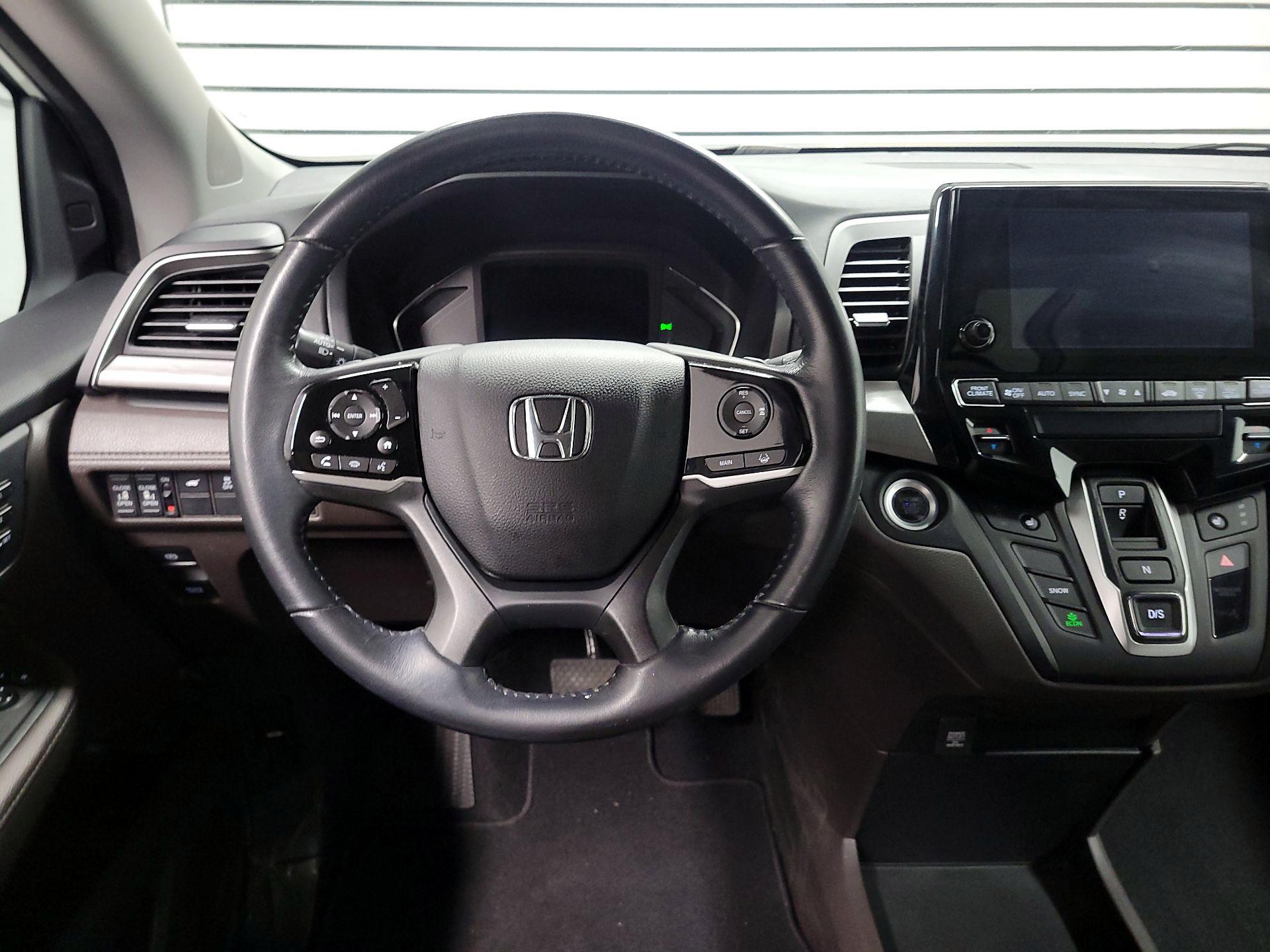 Thumbnail: 2019 Honda Odyssey - 10