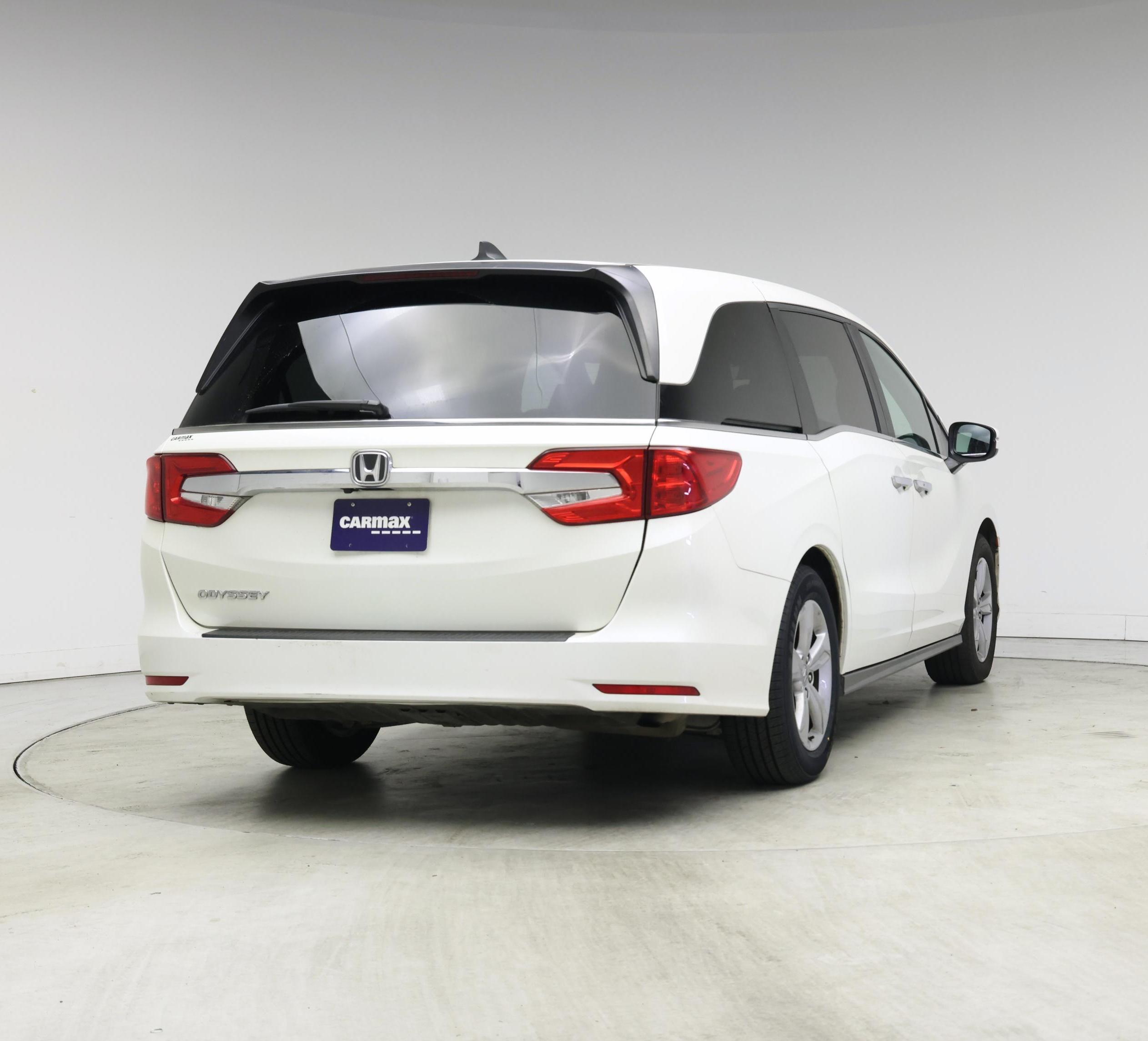 Thumbnail: 2019 Honda Odyssey - 8