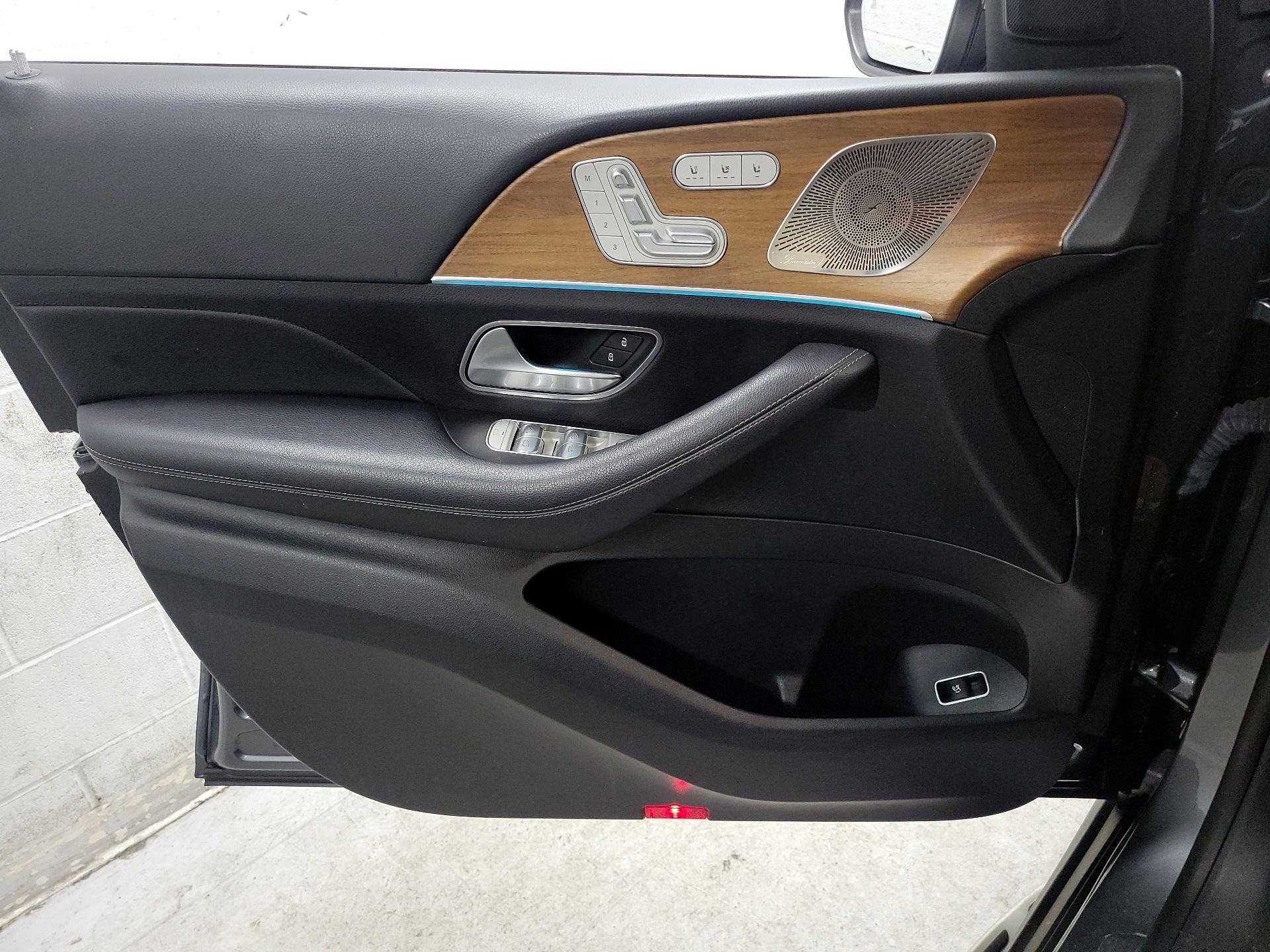 Thumbnail: 2021 Mercedes-Benz GLE - 12