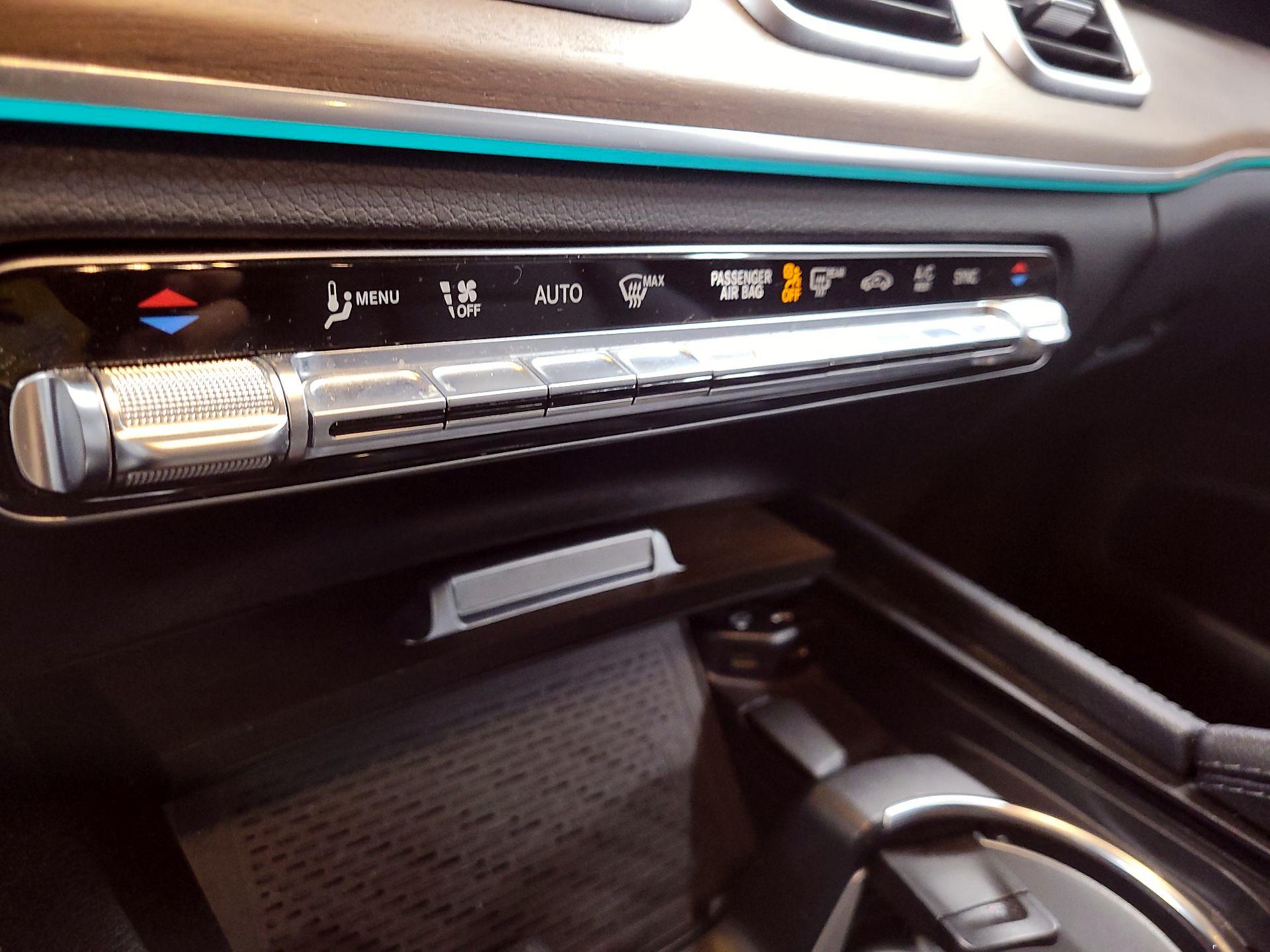 Thumbnail: 2021 Mercedes-Benz GLE - 16