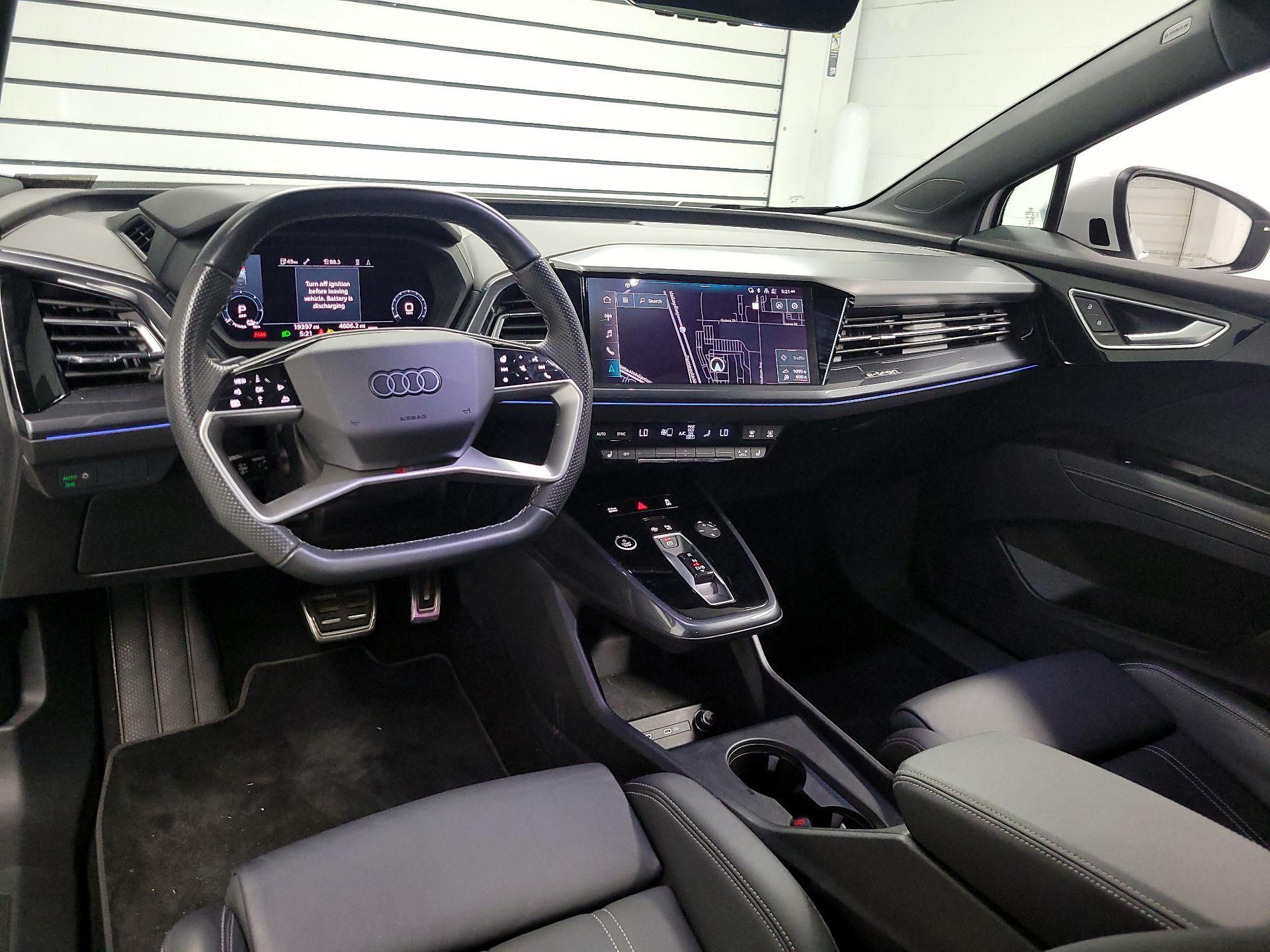 Thumbnail: 2024 Audi Q4 e-tron - 9