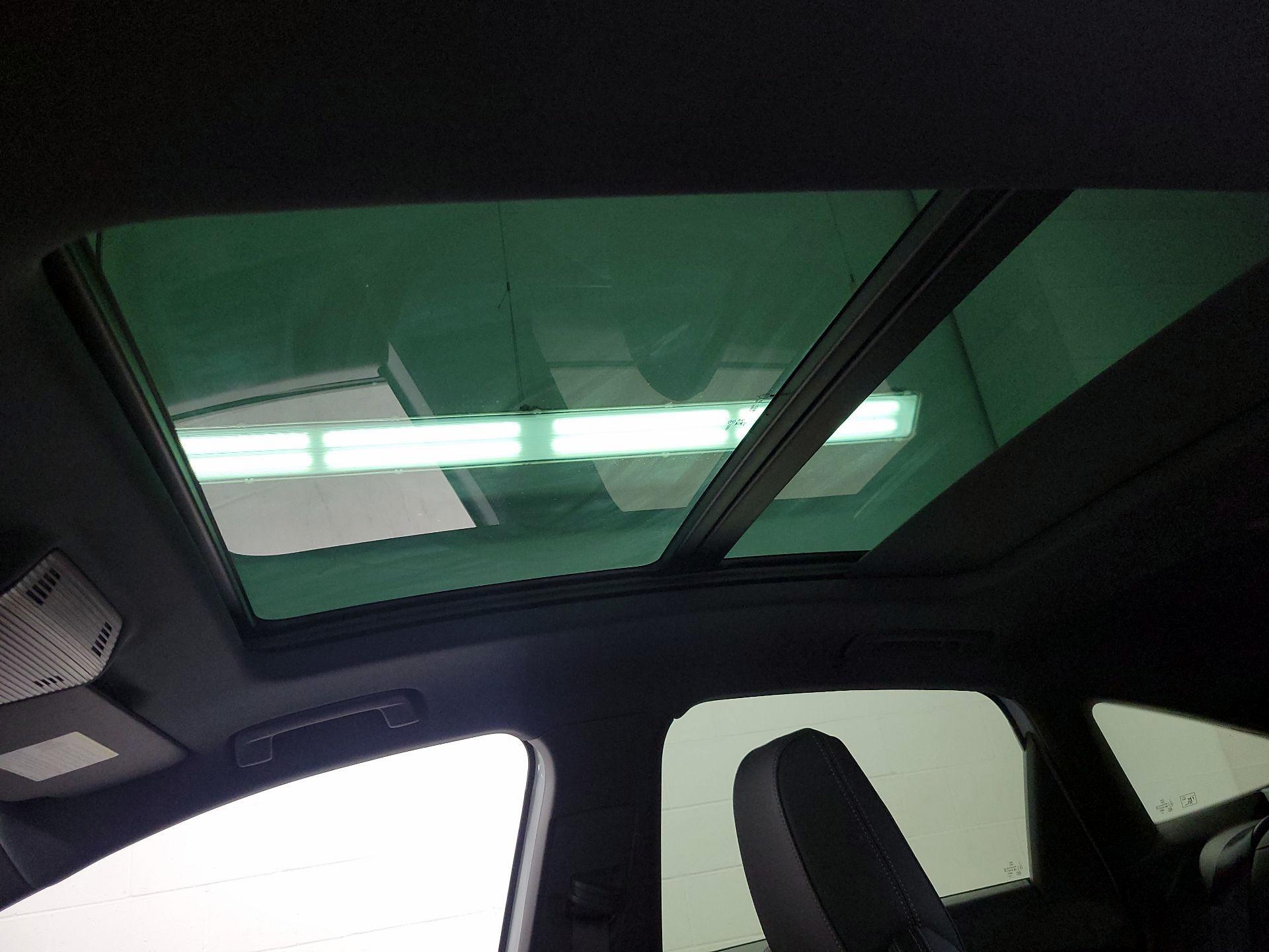 Thumbnail: 2024 Audi Q4 e-tron - 20