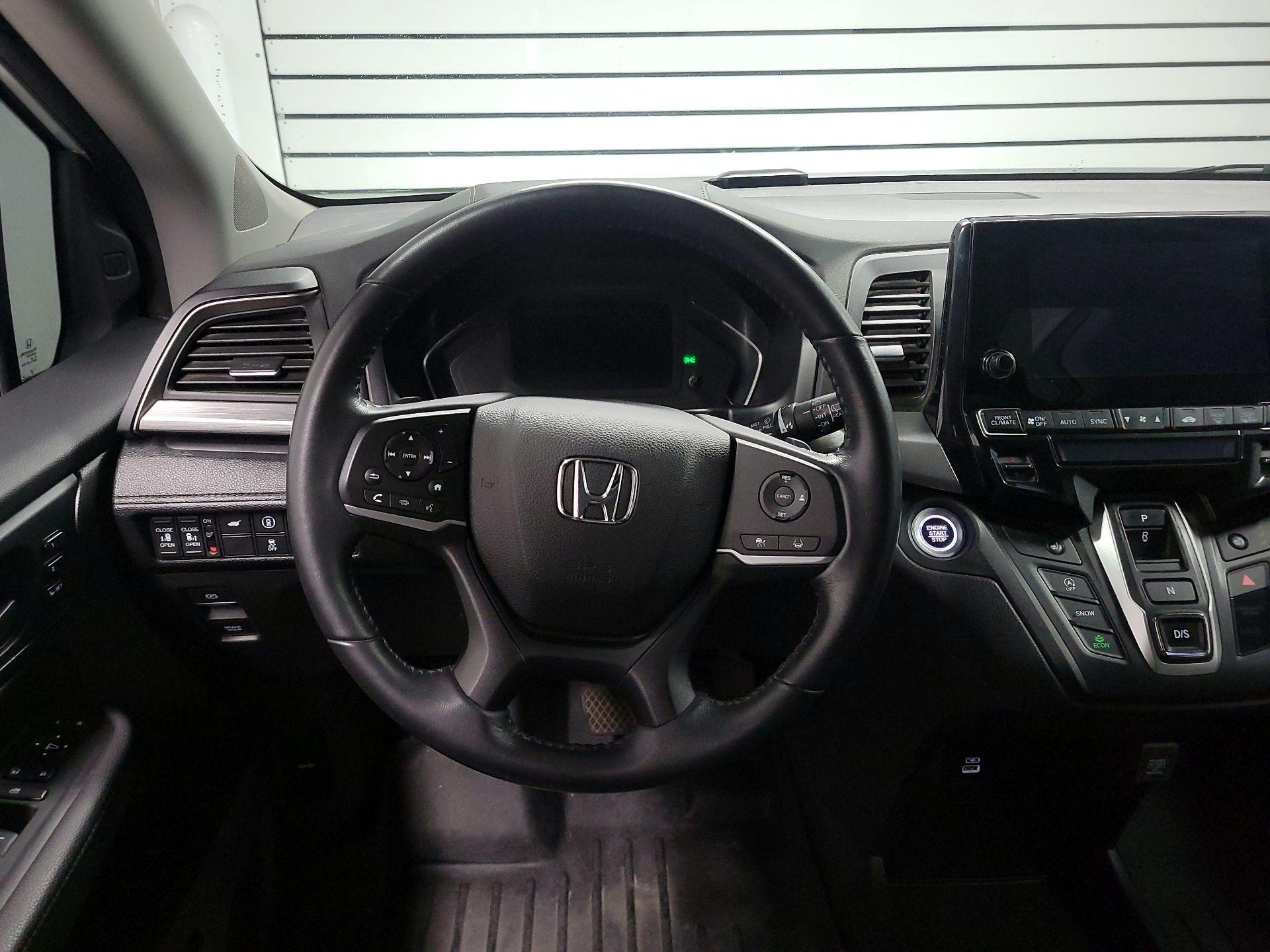 Thumbnail: 2022 Honda Odyssey - 10