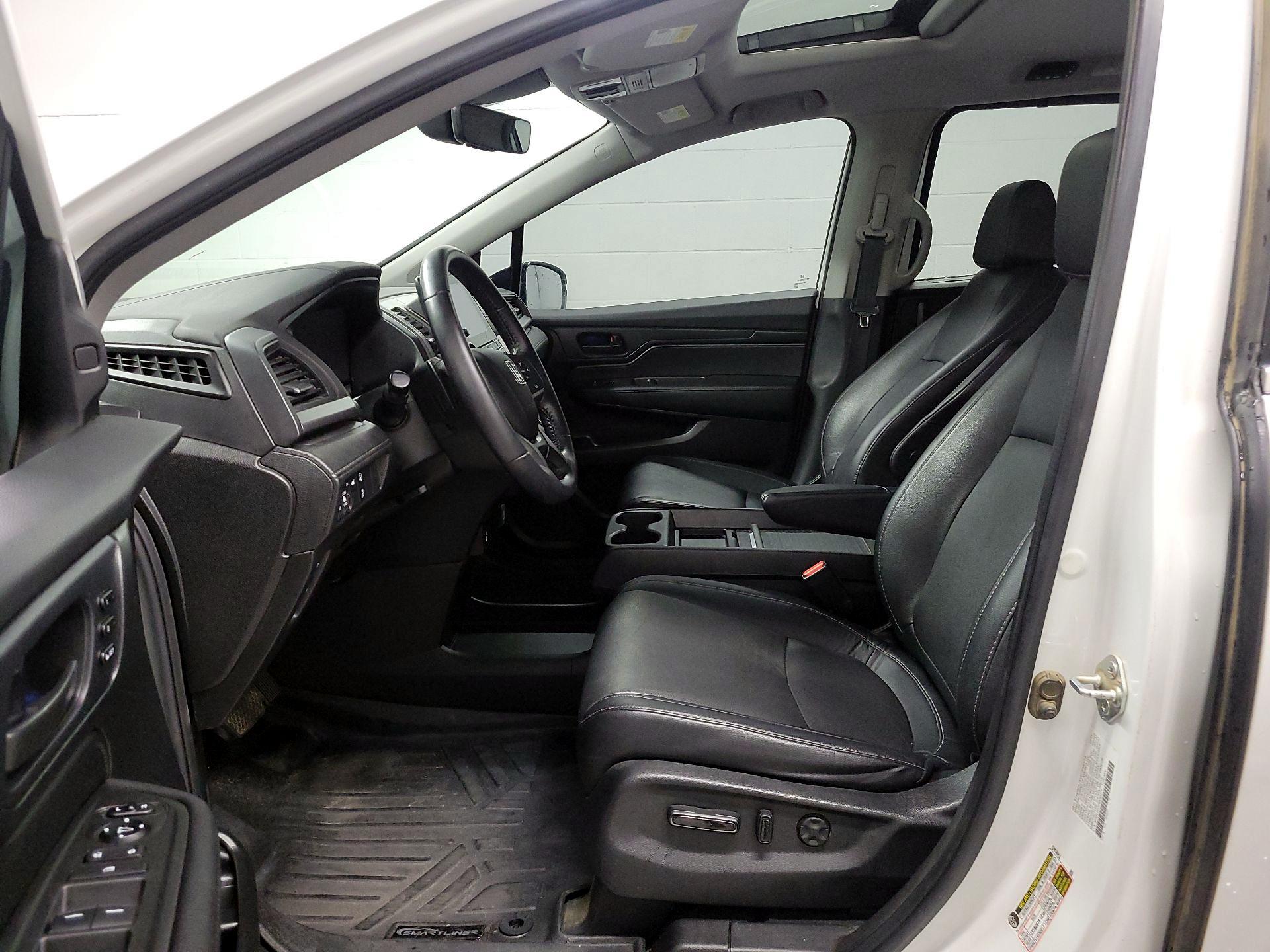 Thumbnail: 2022 Honda Odyssey - 11