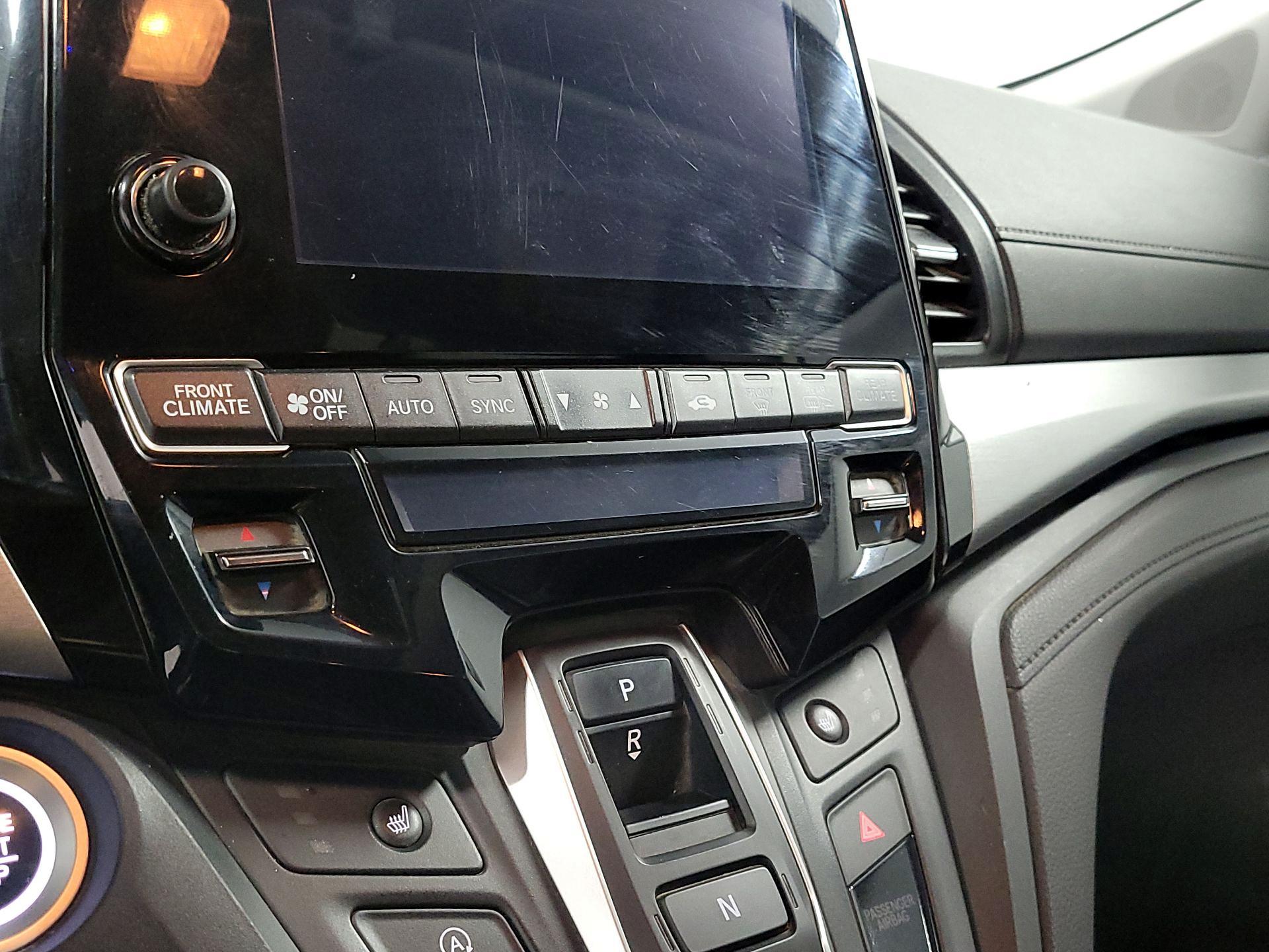 Thumbnail: 2022 Honda Odyssey - 16