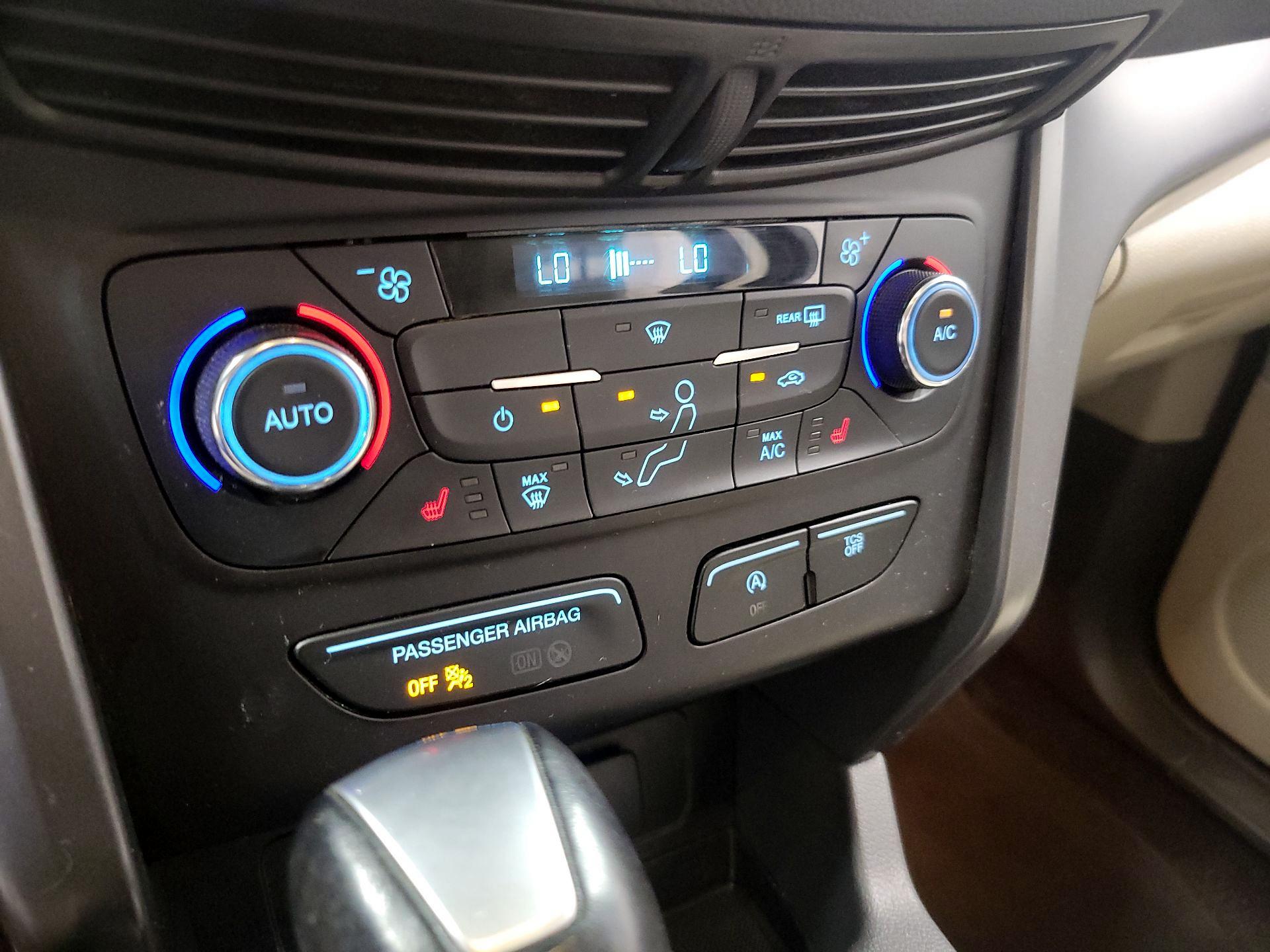 Thumbnail: 2017 Ford Escape - 16