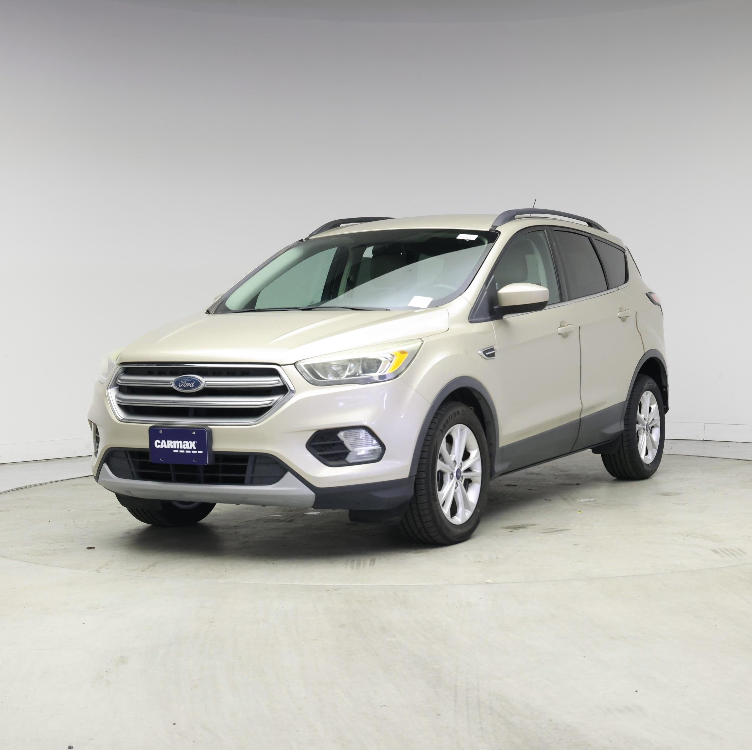 Thumbnail: 2017 Ford Escape - 4