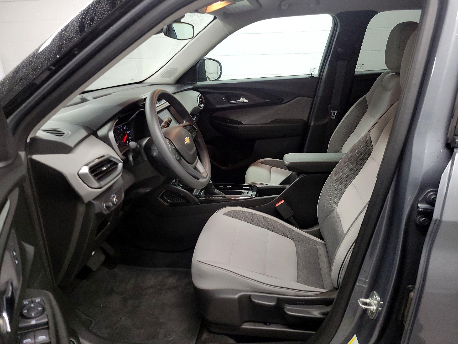 Thumbnail: 2021 Chevrolet TrailBlazer - 11