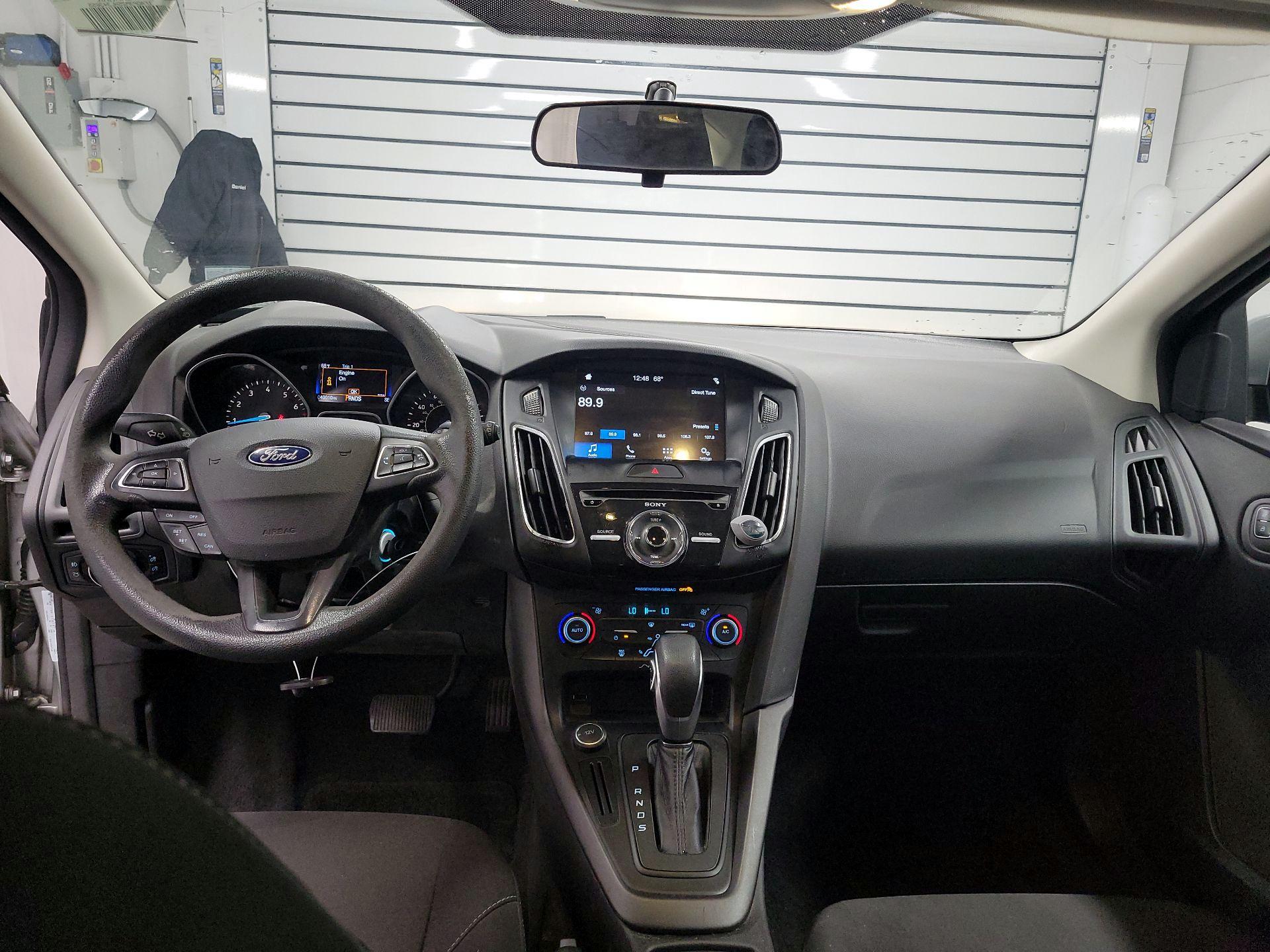 Thumbnail: 2017 Ford Focus - 9