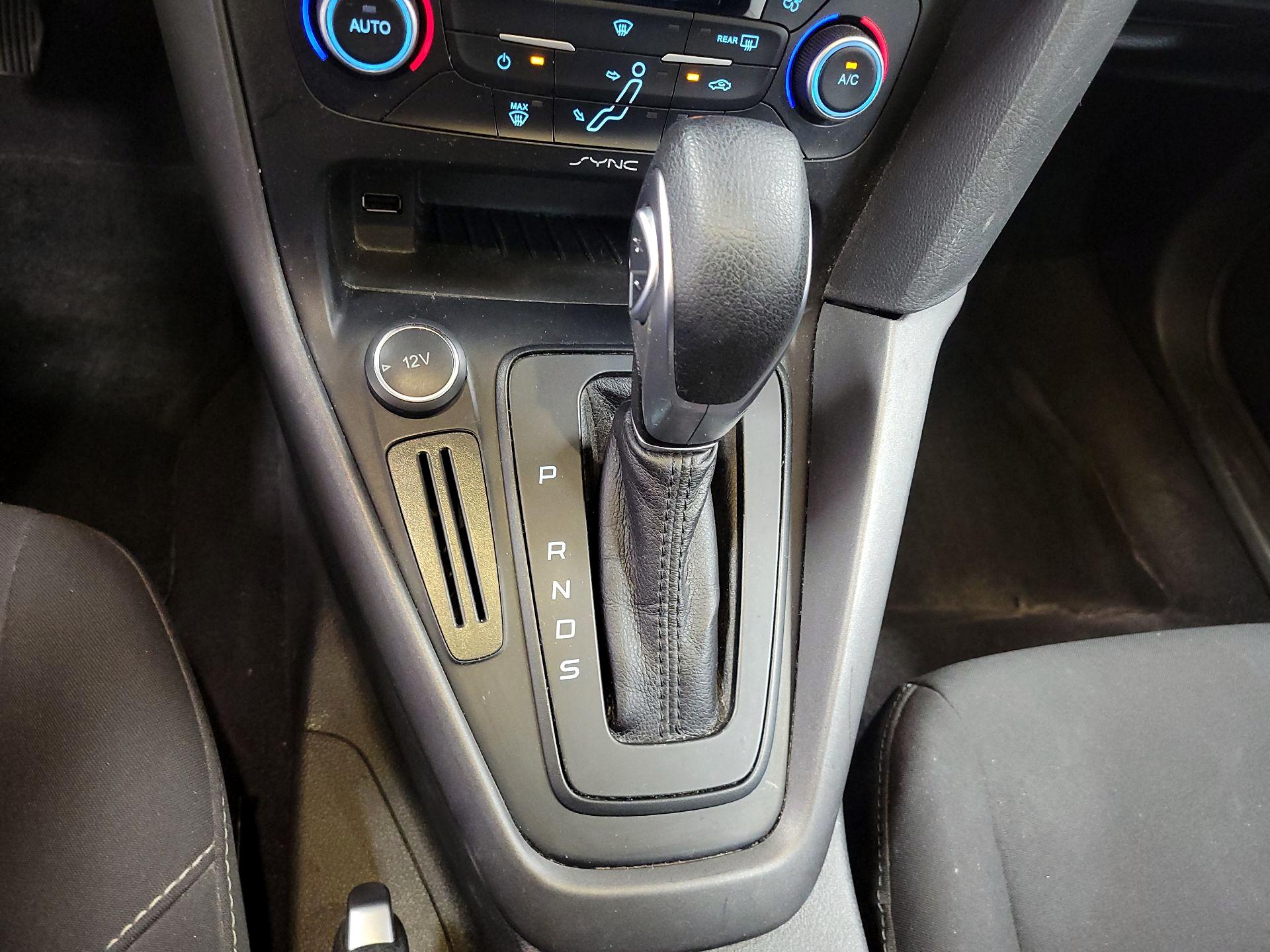 Thumbnail: 2017 Ford Focus - 17