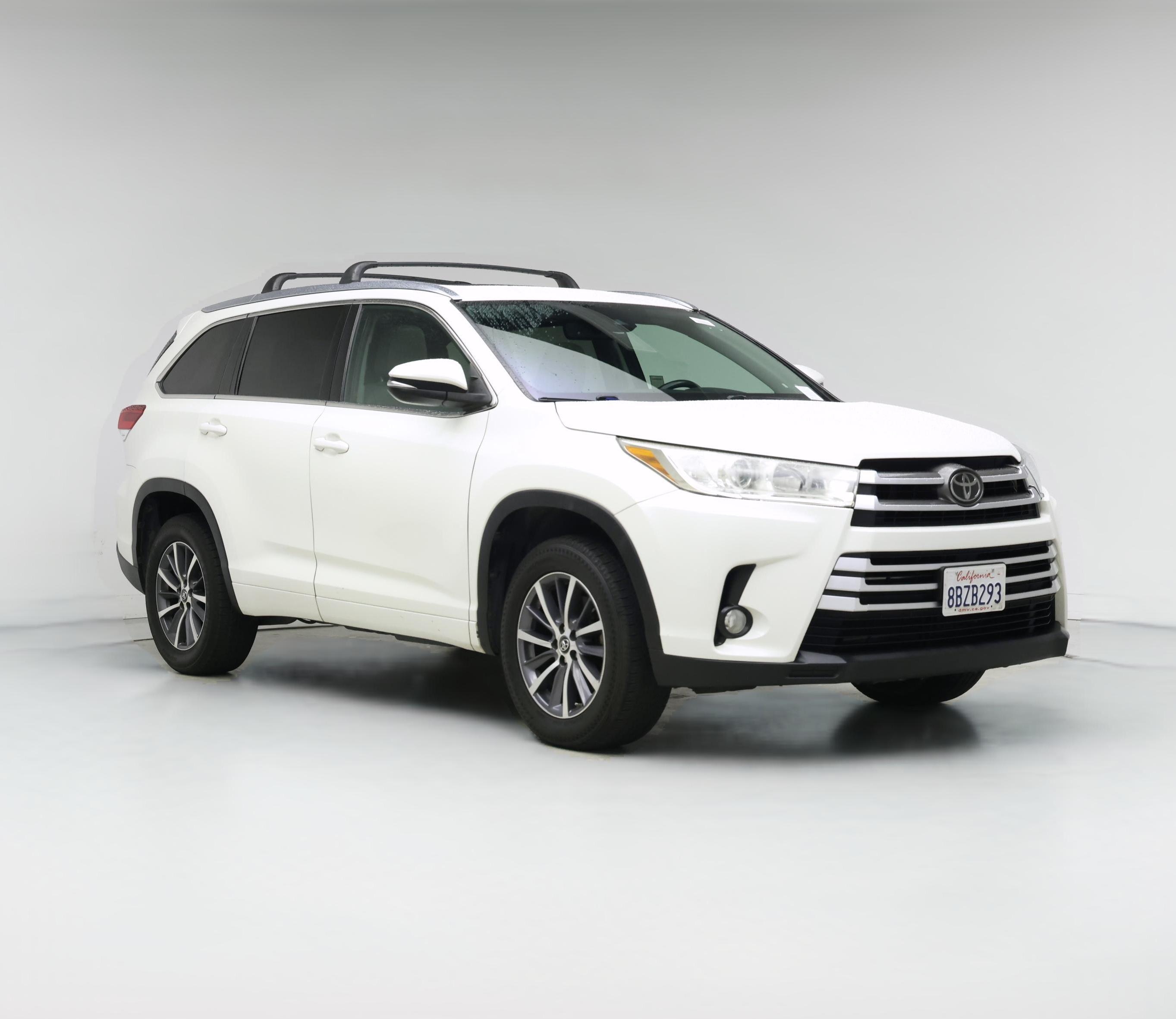Thumbnail: 2018 Toyota Highlander - 1