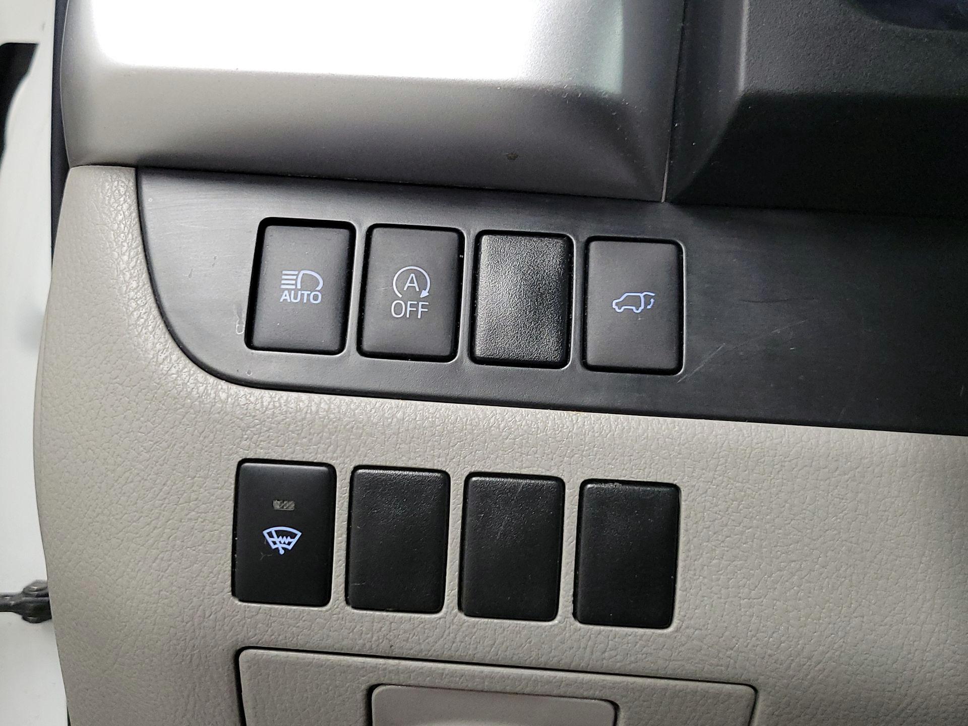 Thumbnail: 2018 Toyota Highlander - 13