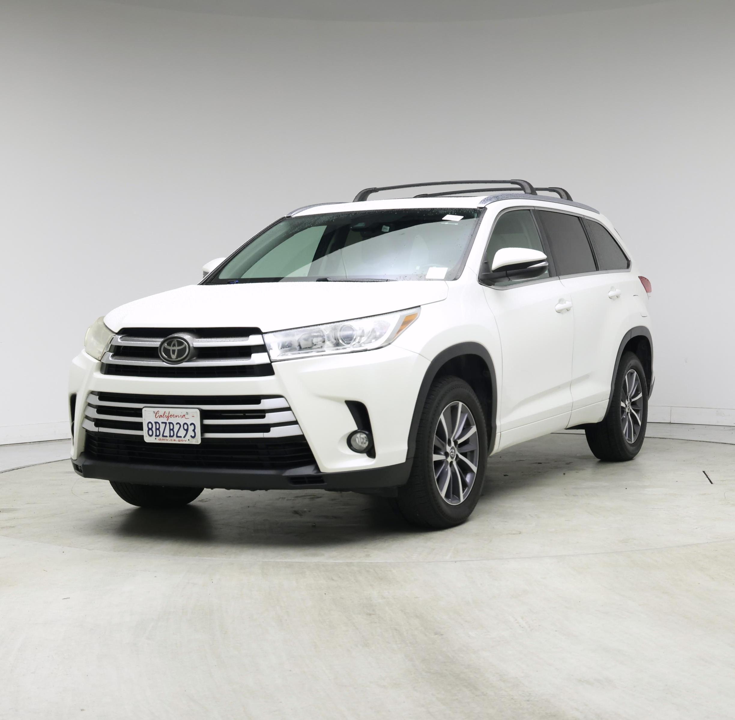 Thumbnail: 2018 Toyota Highlander - 4