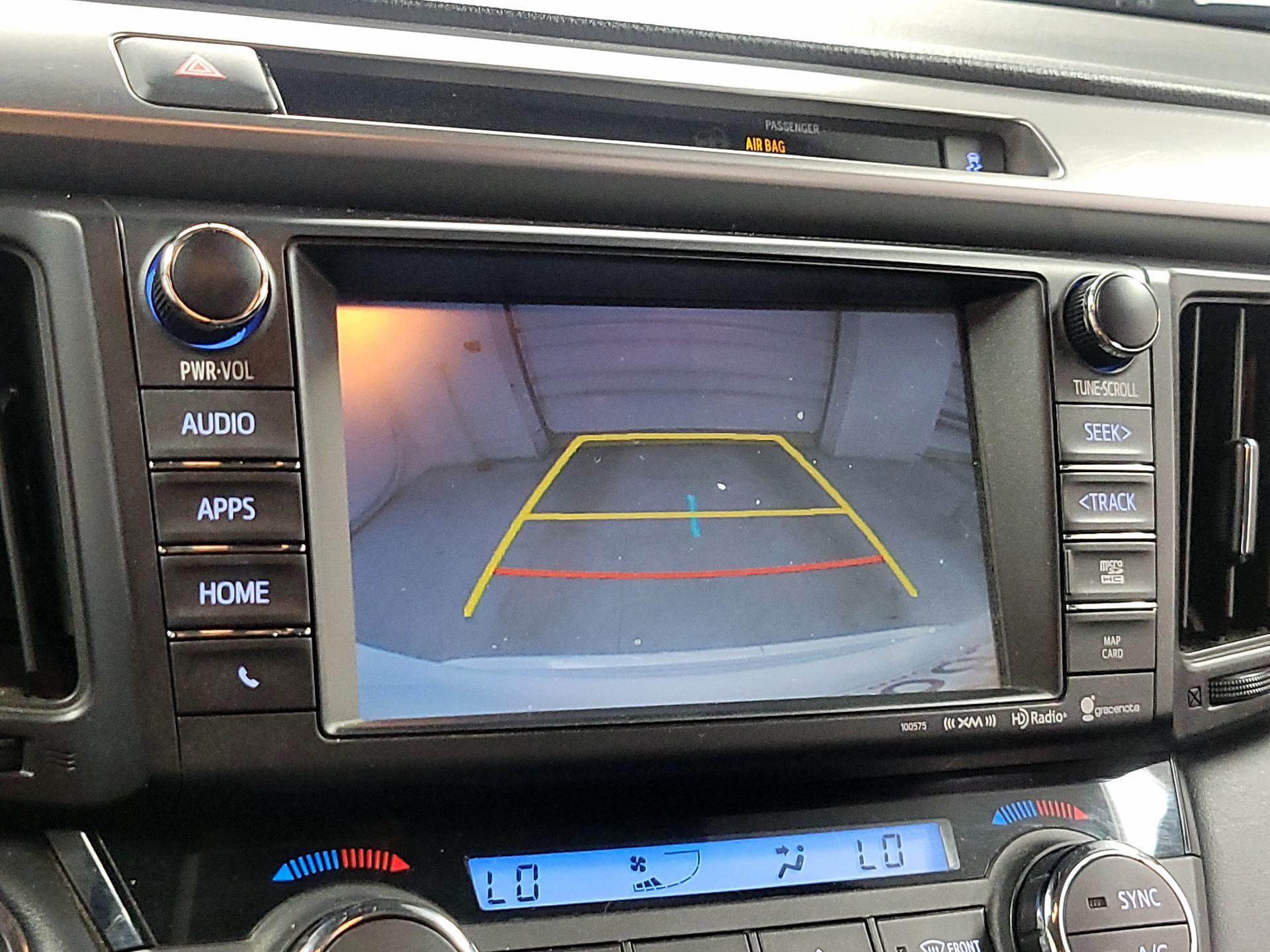 Thumbnail: 2016 Toyota RAV4 - 13