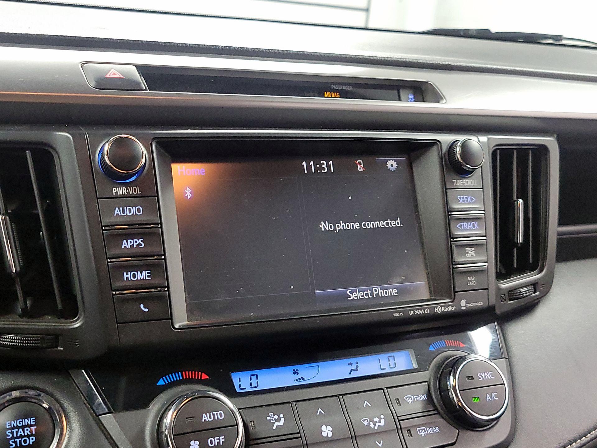 Thumbnail: 2016 Toyota RAV4 - 14