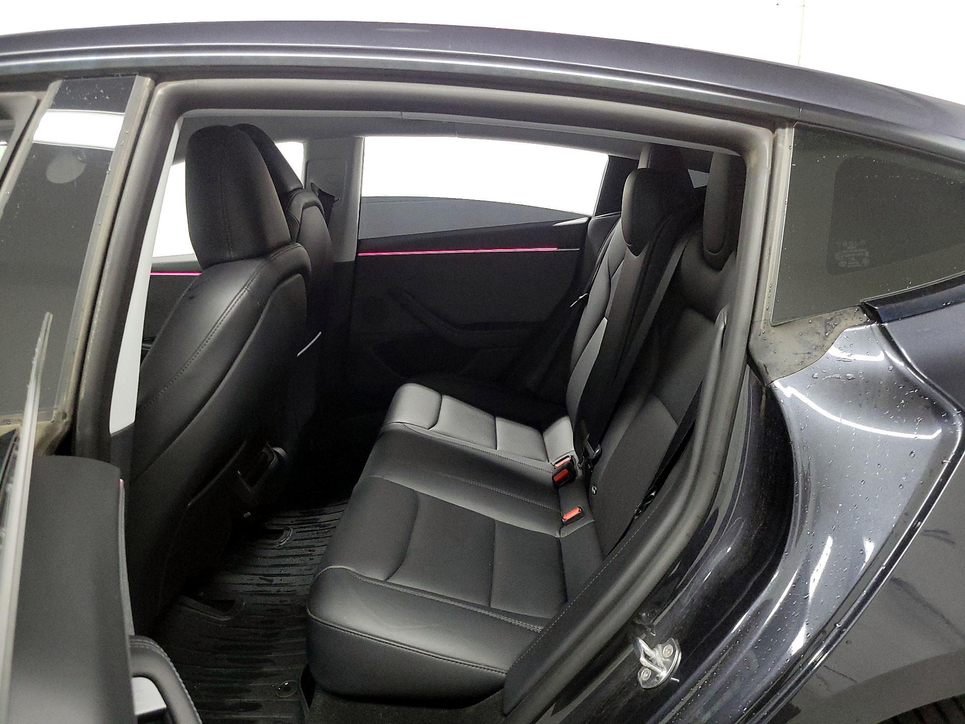 Thumbnail: 2025 Tesla Model 3 - 18