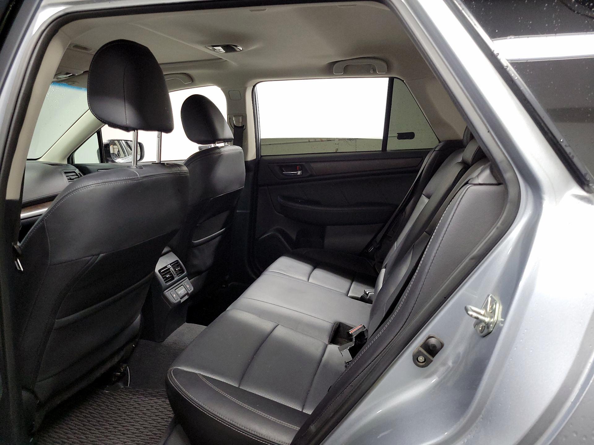 Thumbnail: 2018 Subaru Outback - 17