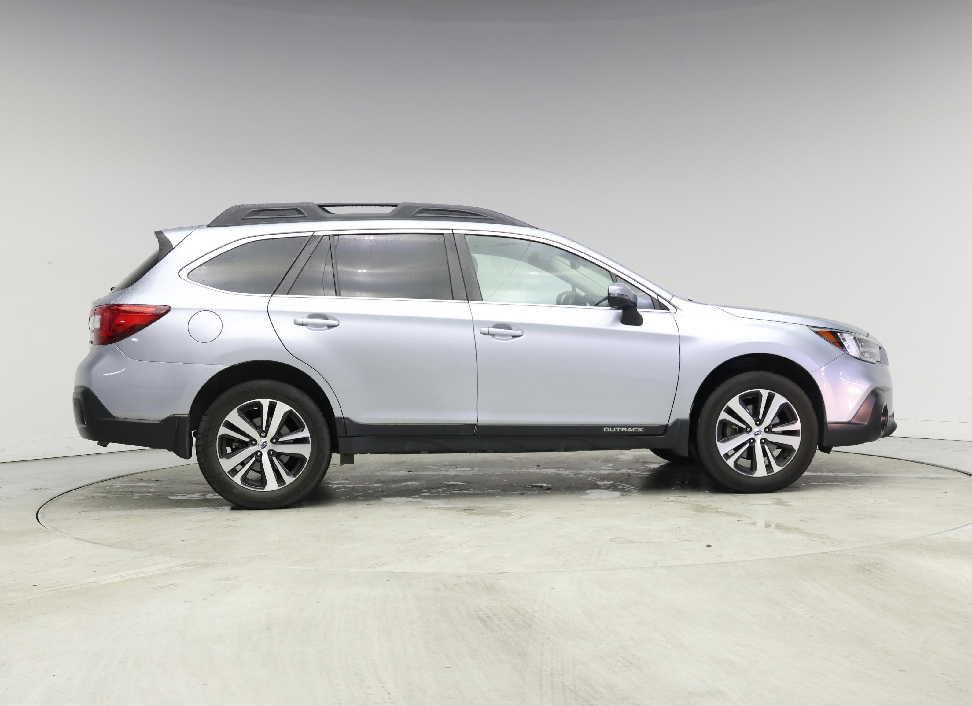 Thumbnail: 2018 Subaru Outback - 7