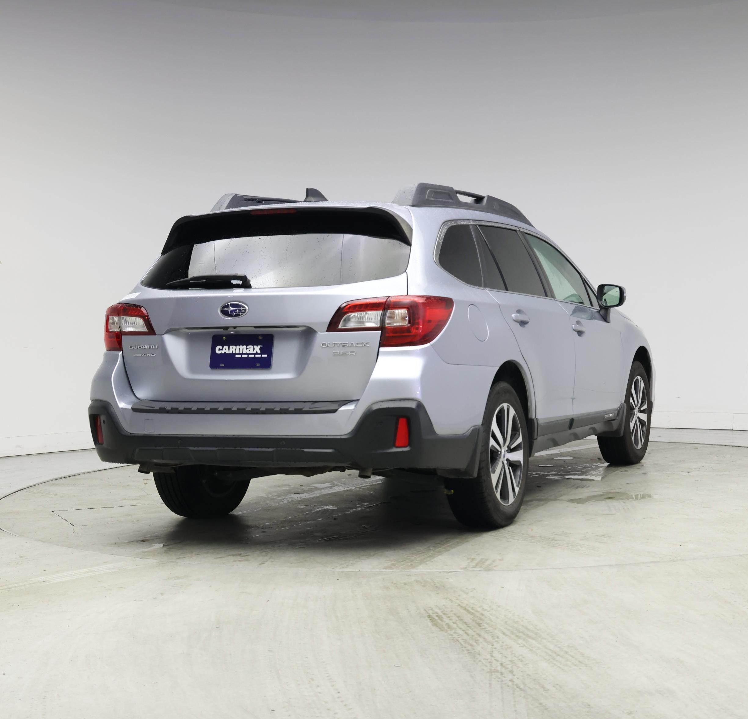 Thumbnail: 2018 Subaru Outback - 8