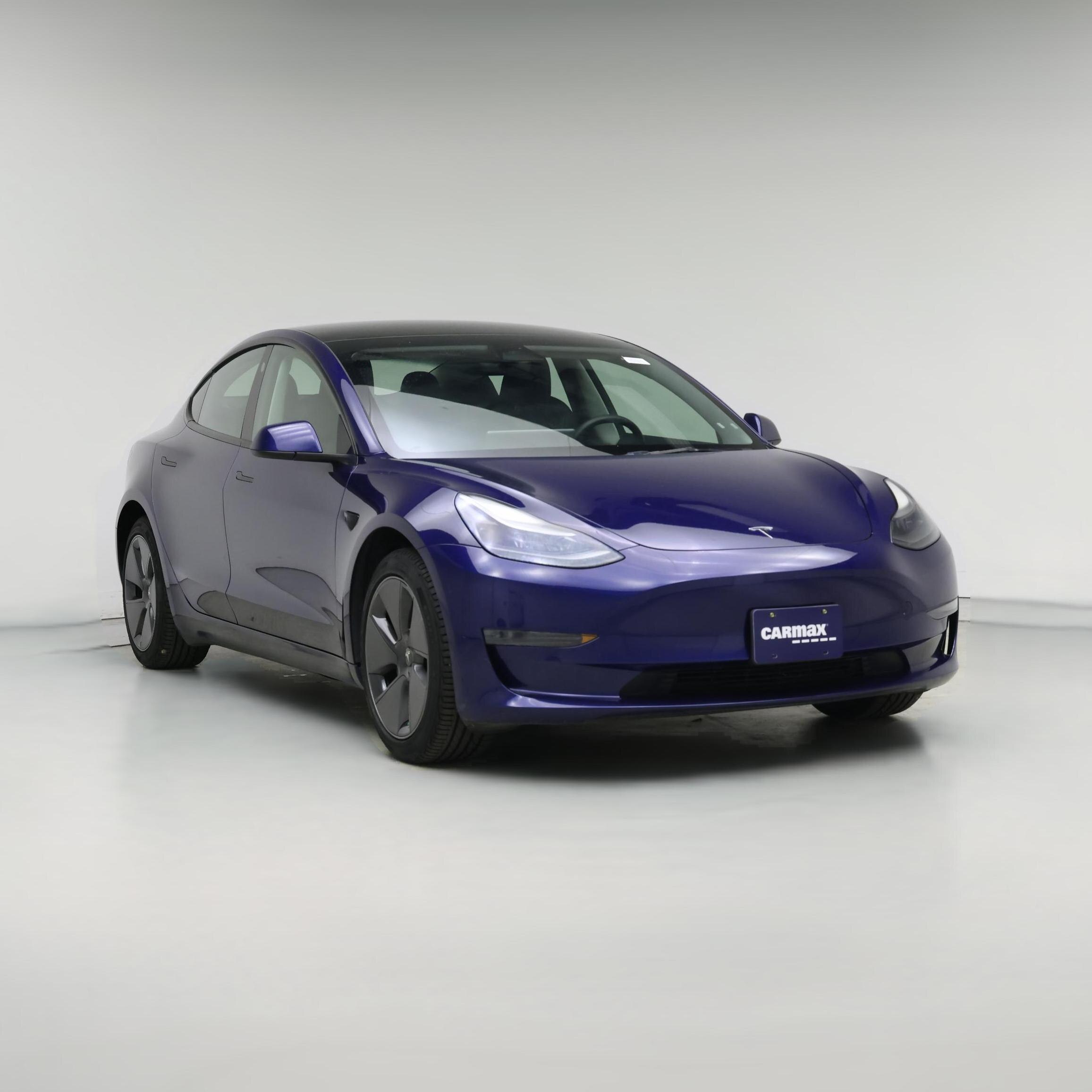 Thumbnail: 2023 Tesla Model 3 - 1