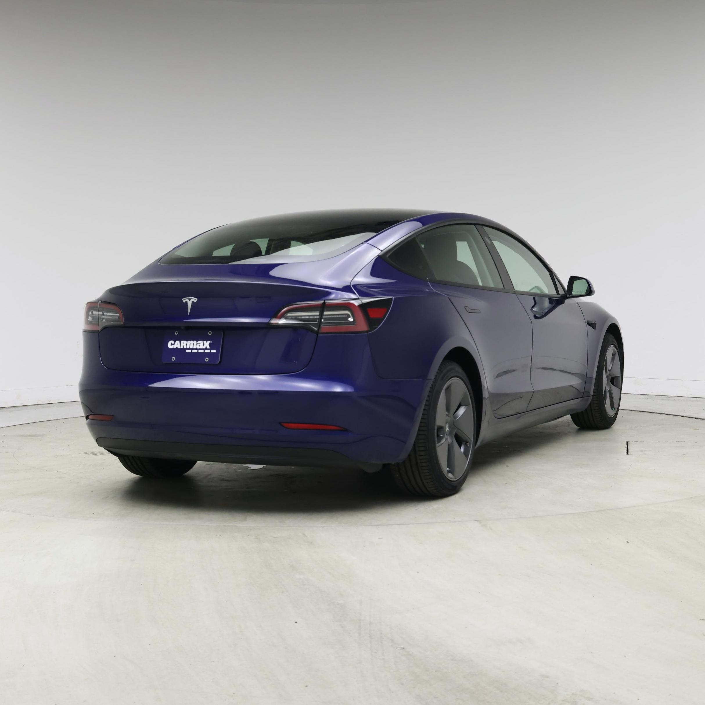 Thumbnail: 2023 Tesla Model 3 - 8