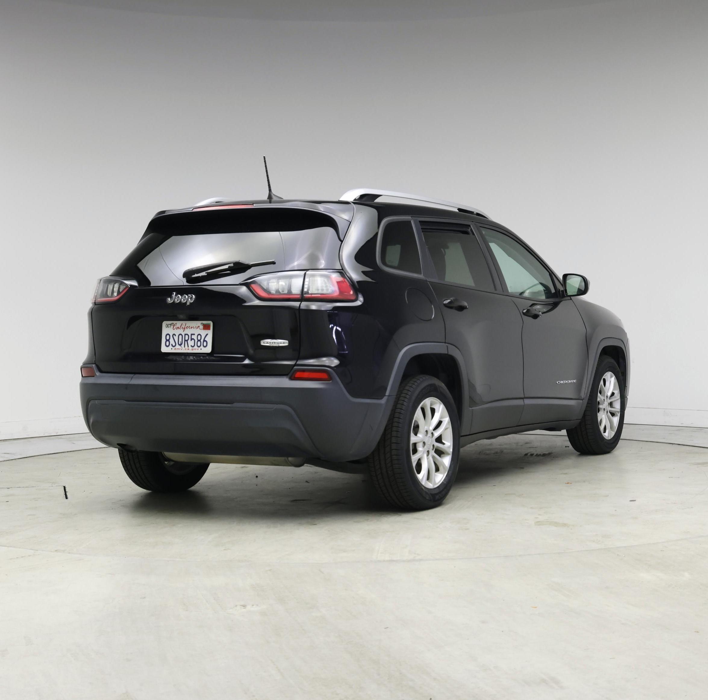 Thumbnail: 2020 Jeep Cherokee - 8