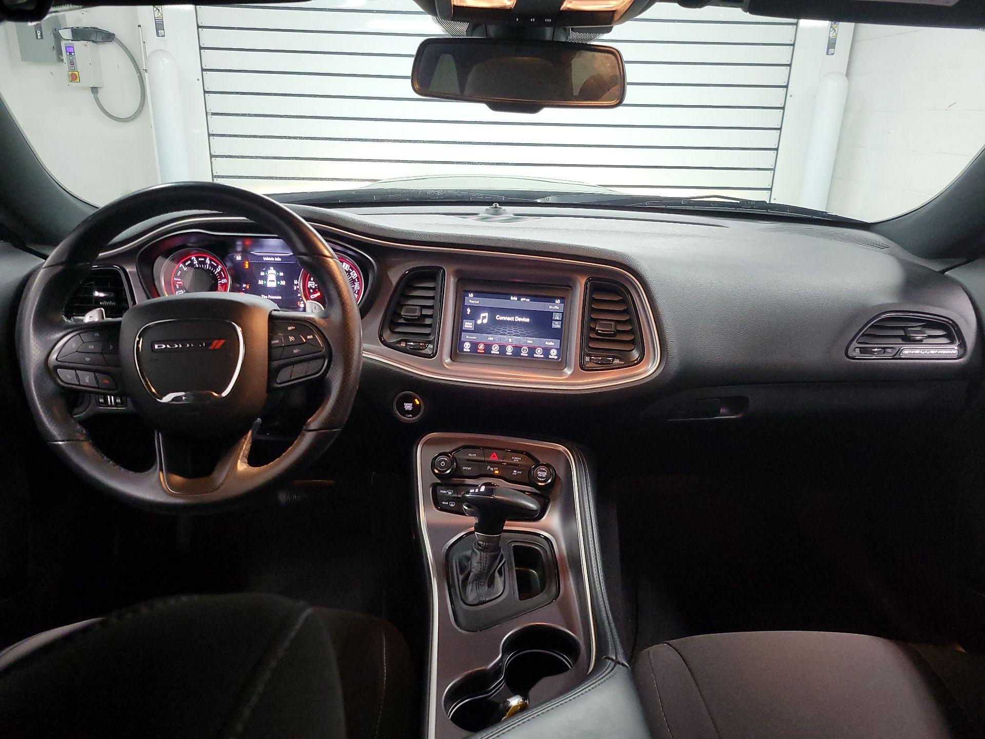 Thumbnail: 2022 Dodge Challenger - 9