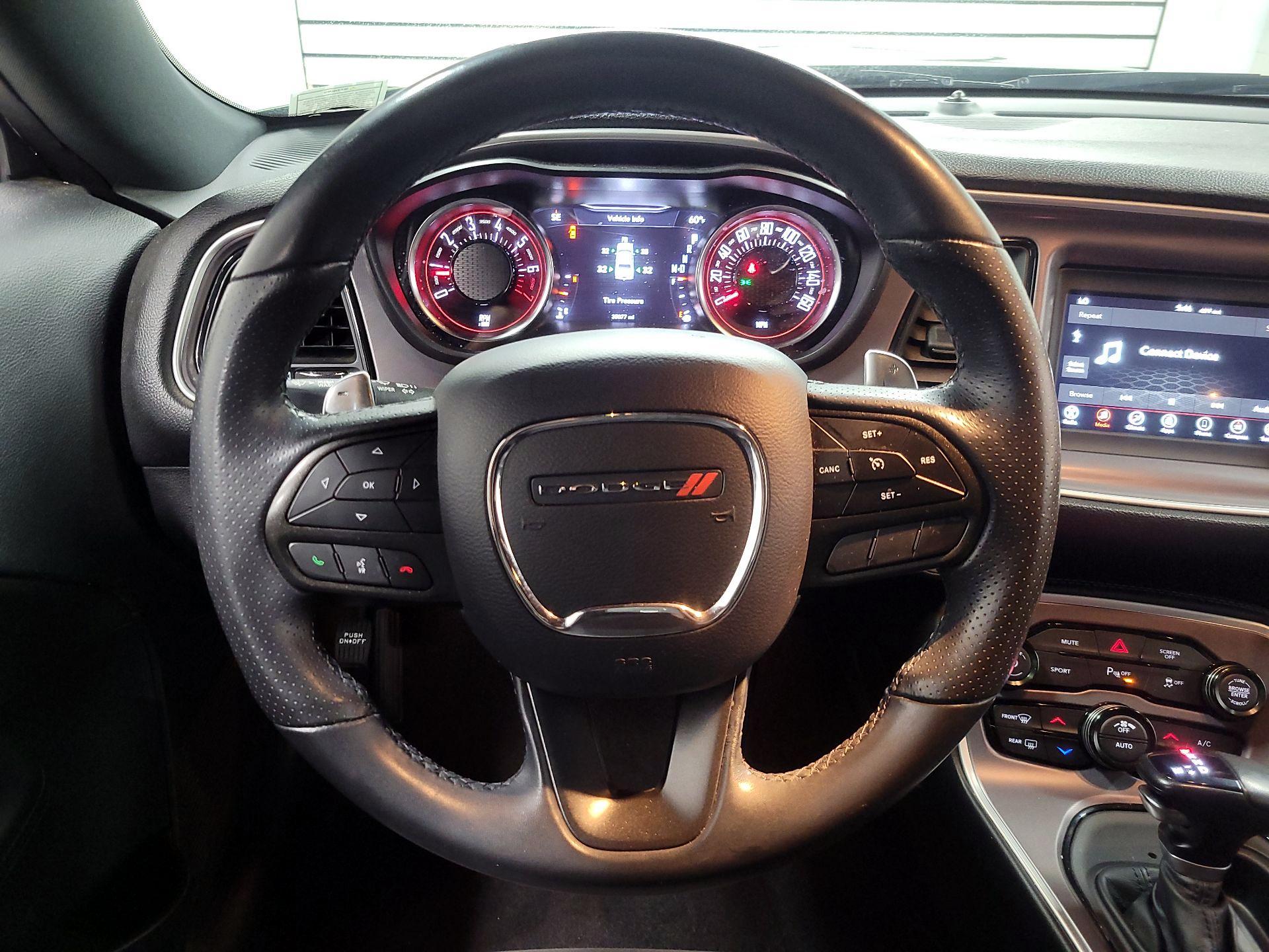 Thumbnail: 2022 Dodge Challenger - 10