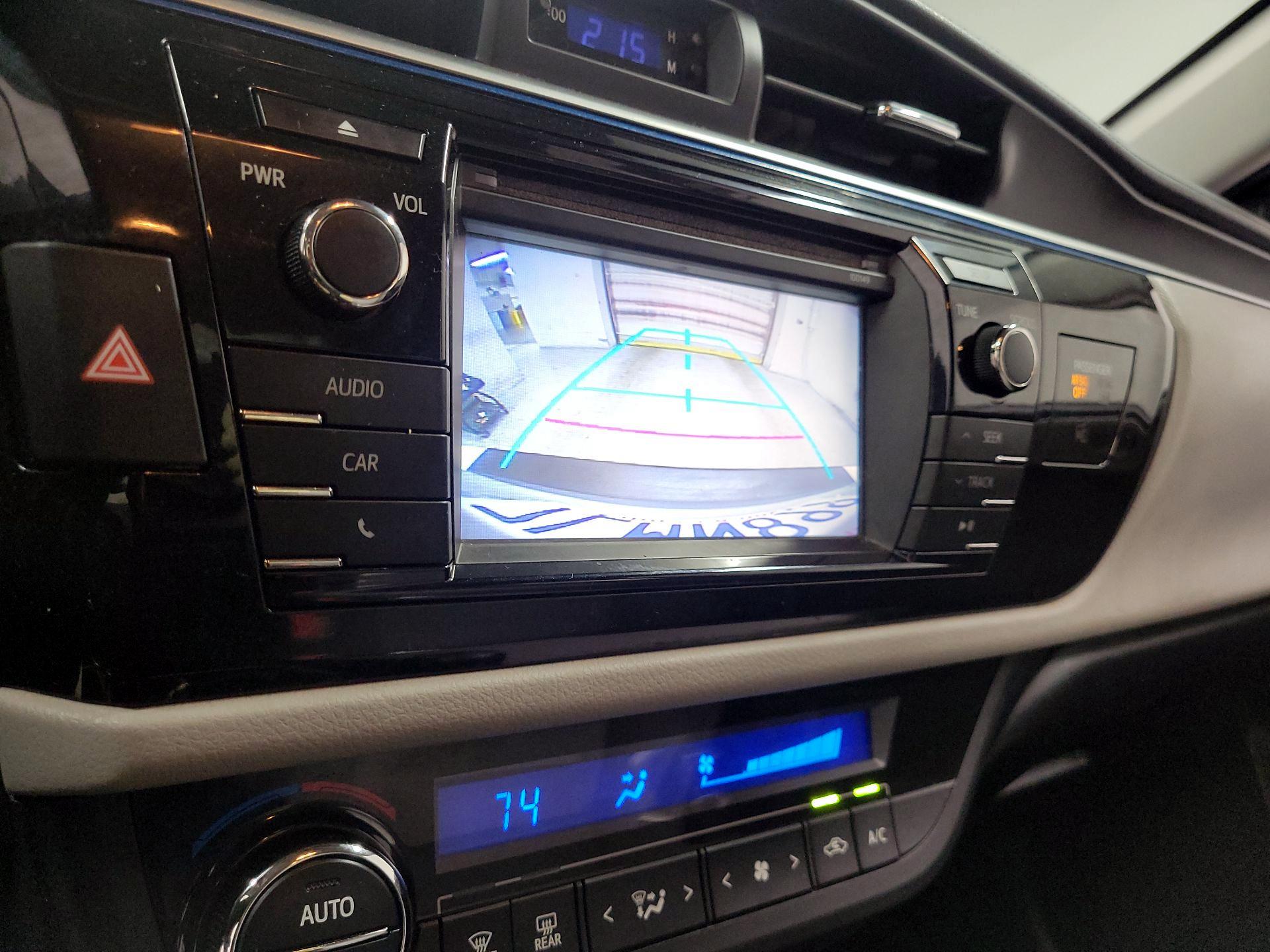 Thumbnail: 2015 Toyota Corolla - 14