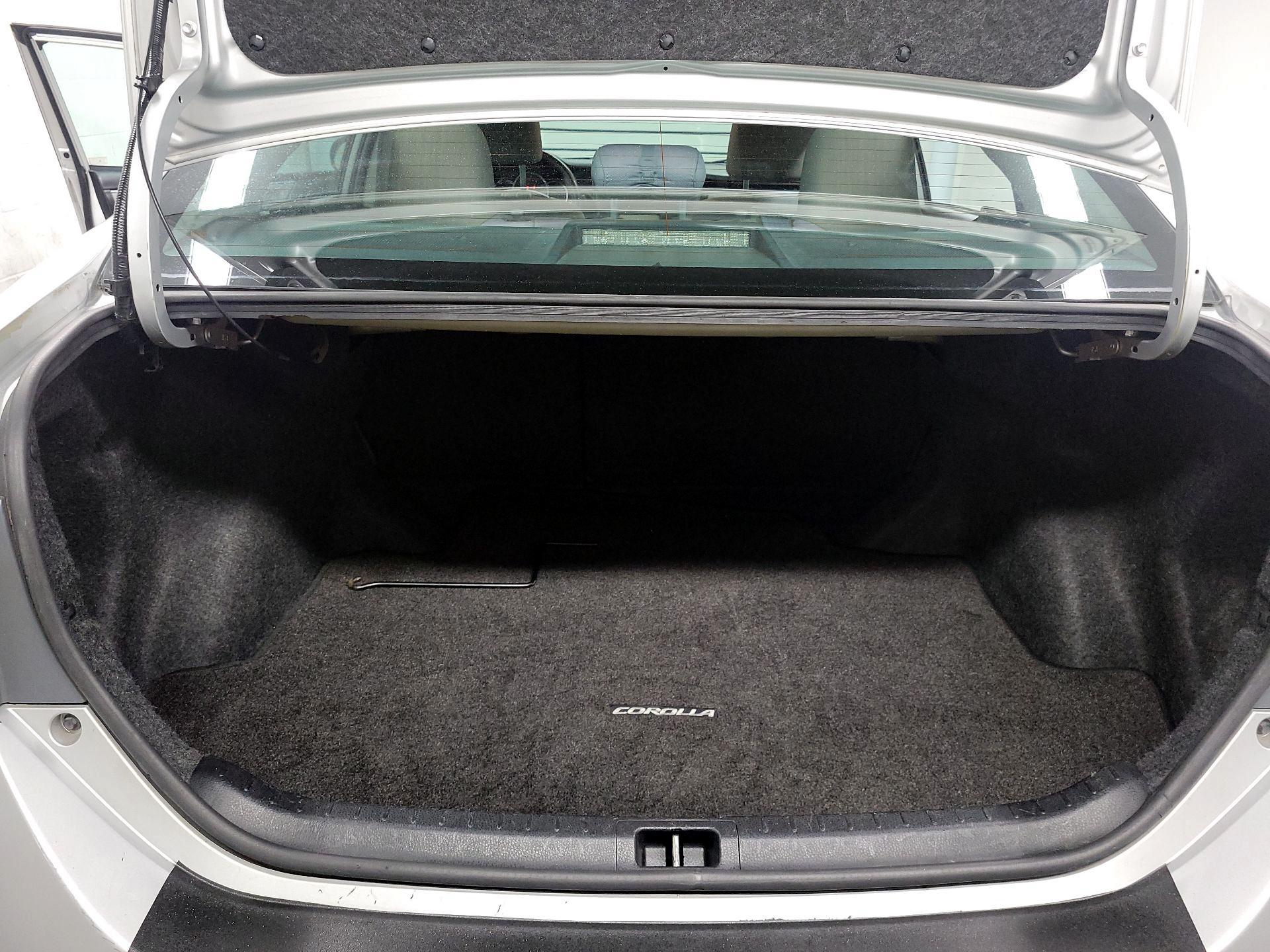 Thumbnail: 2015 Toyota Corolla - 20