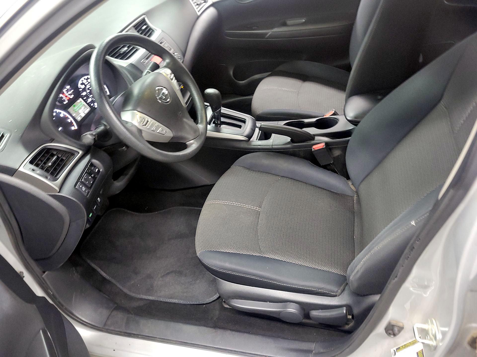 Thumbnail: 2017 Nissan Sentra - 11