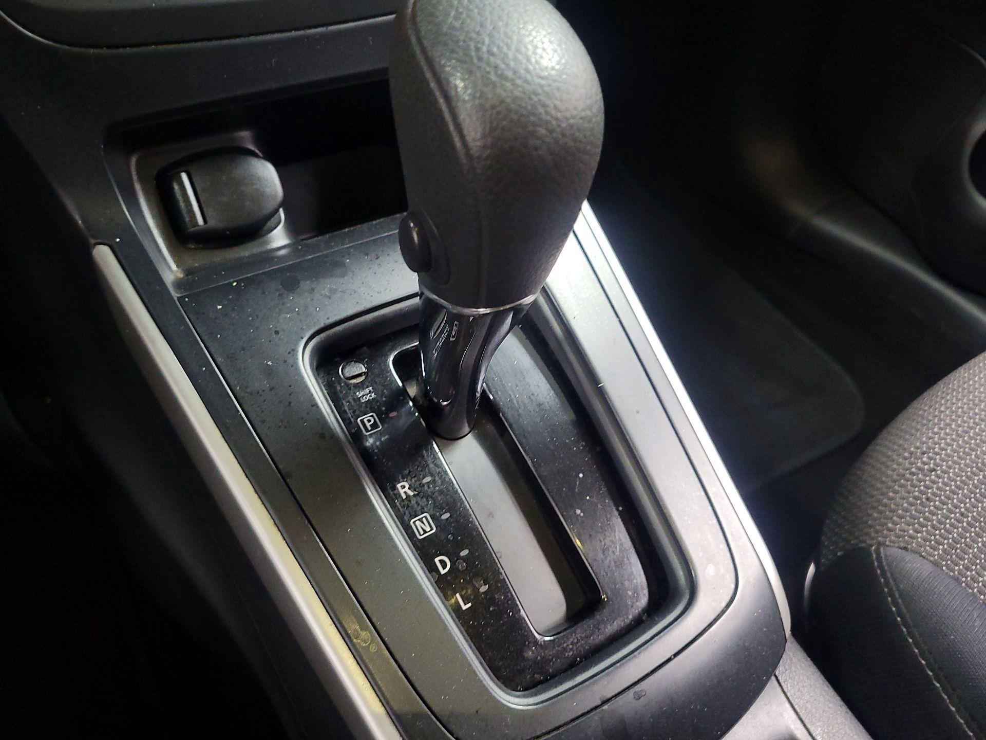 Thumbnail: 2017 Nissan Sentra - 15