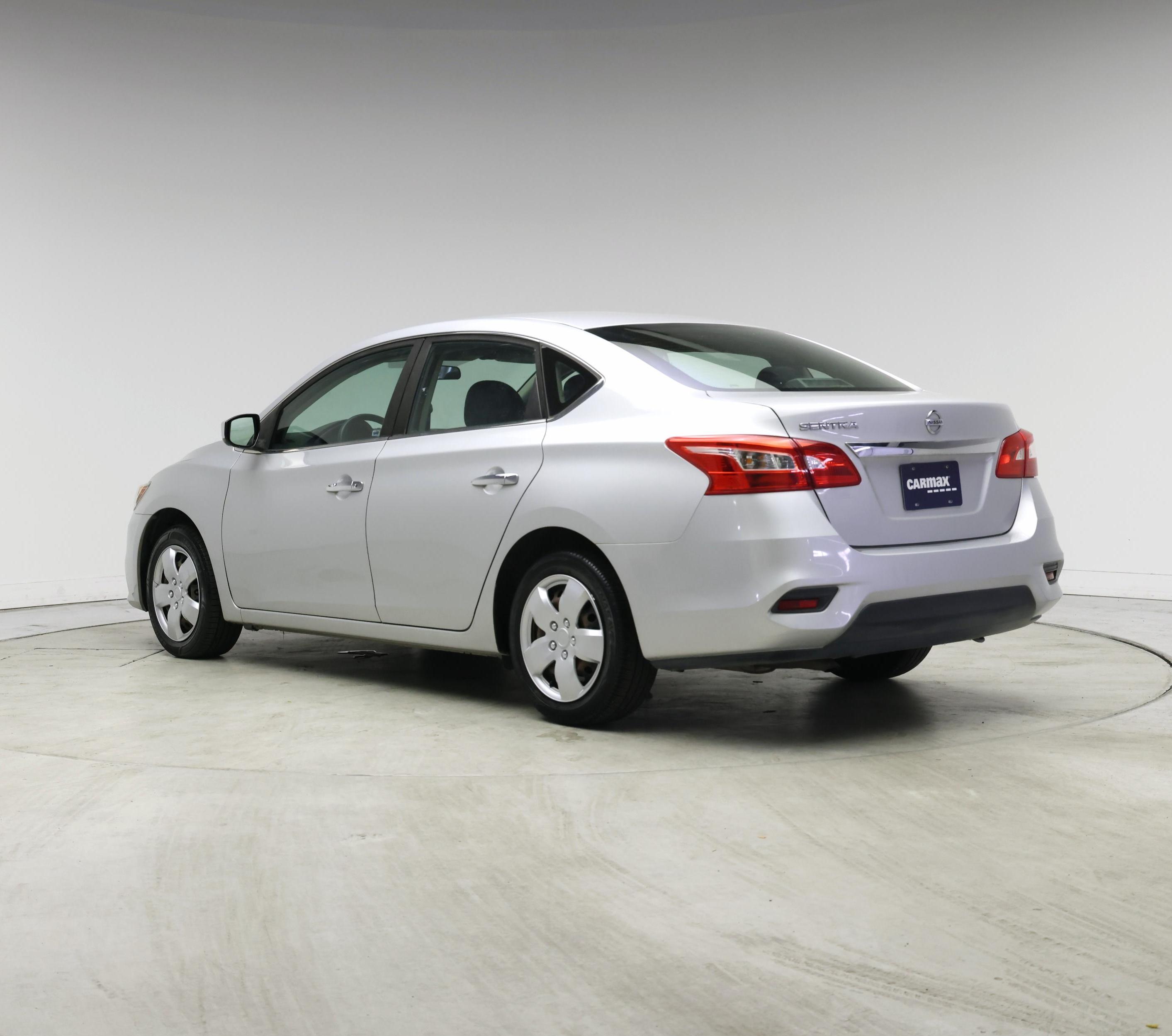 Thumbnail: 2017 Nissan Sentra - 2